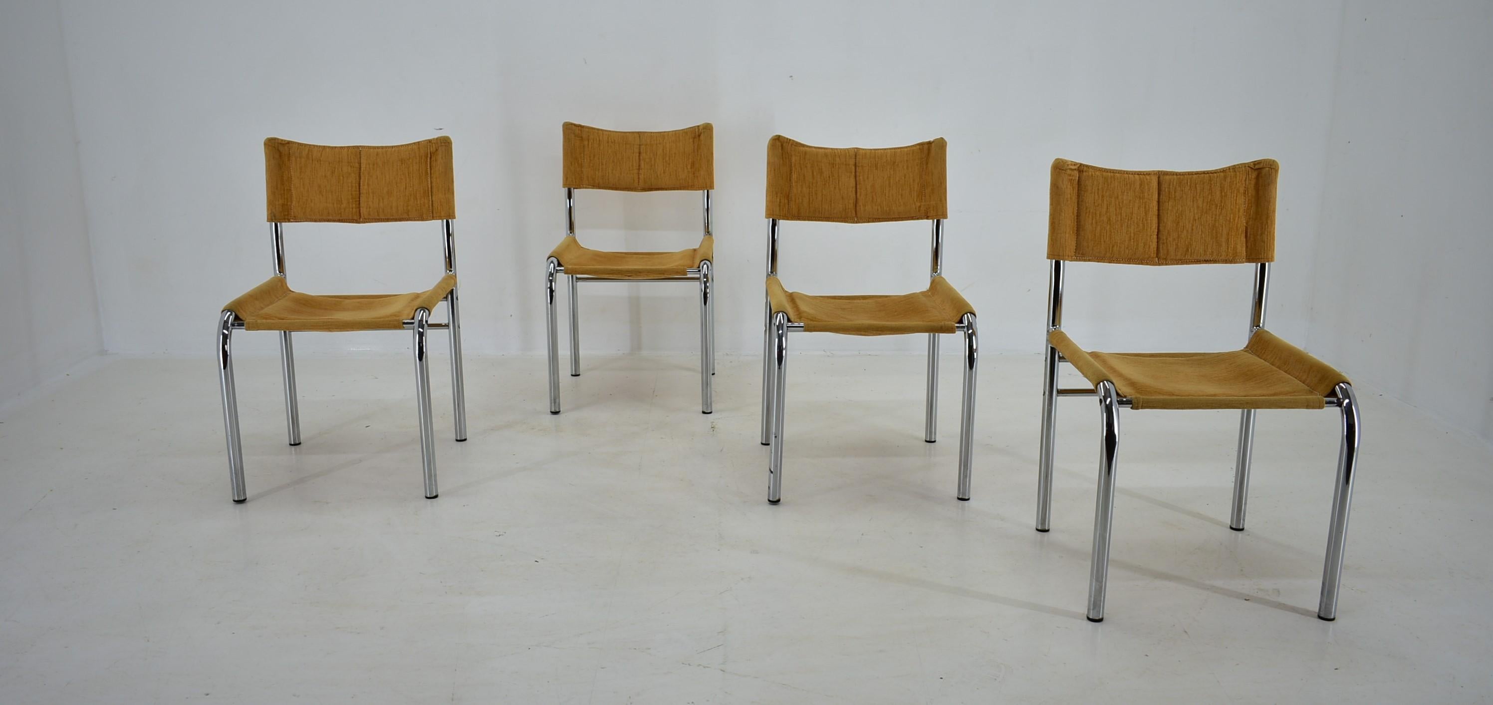 Satz von vier verchromten Esszimmerstühlen von Viliam Chlebo, Tschechoslowakei, 1980er Jahre im Angebot 6