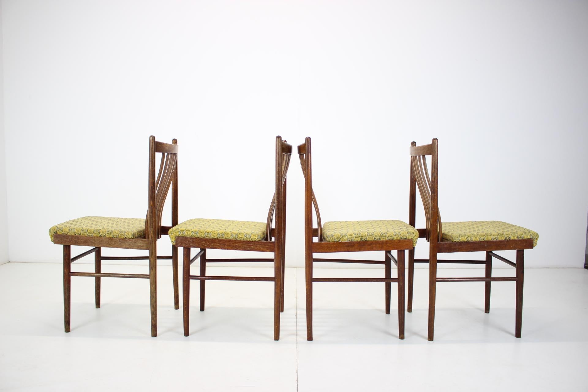 Mid-Century Modern Set of Four Design Dining Chairs, 1970's For Sale
