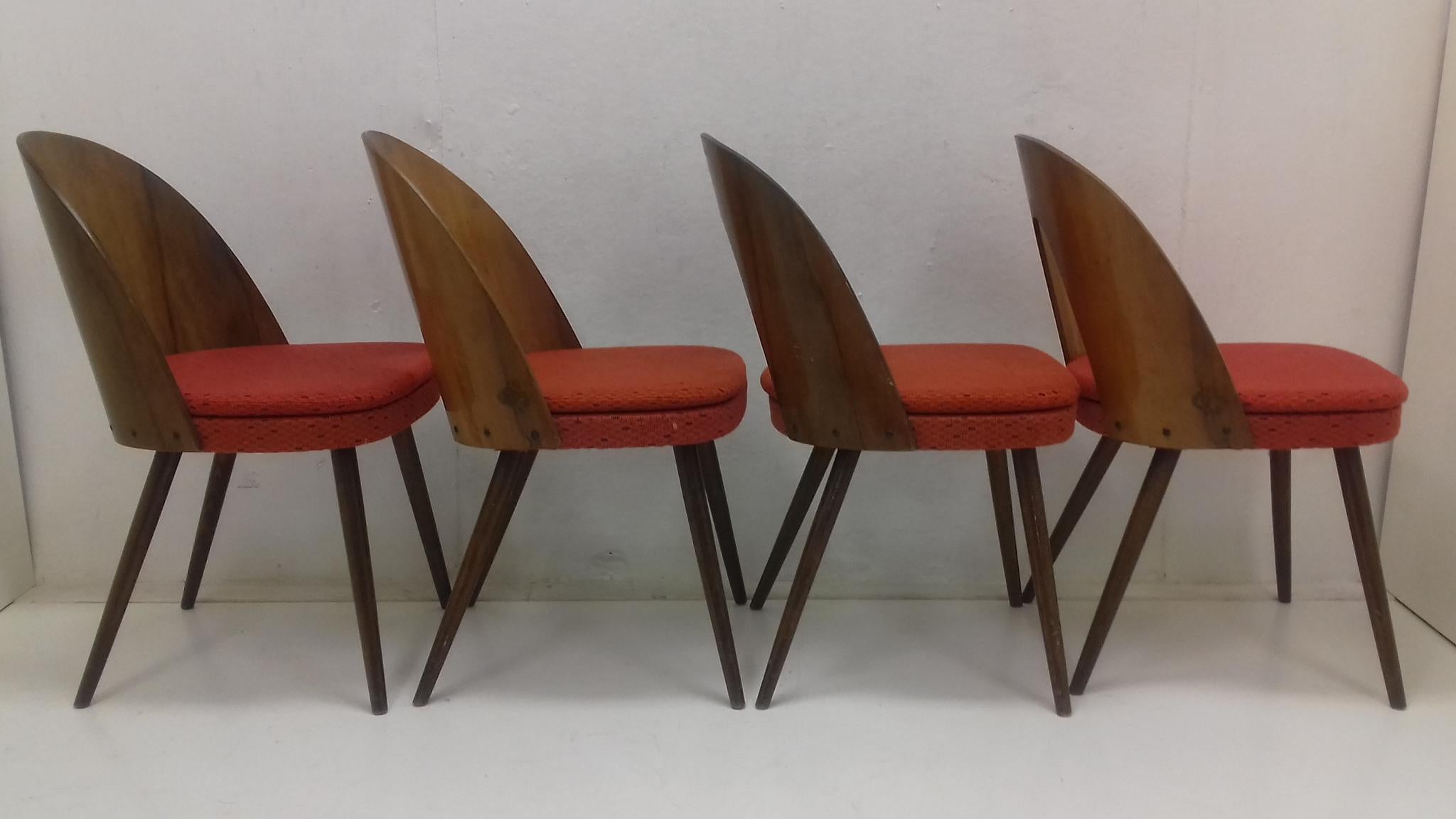 Czech Set of Four Design Dining Chairs Designed by Antonín Šuman, 1960s For Sale