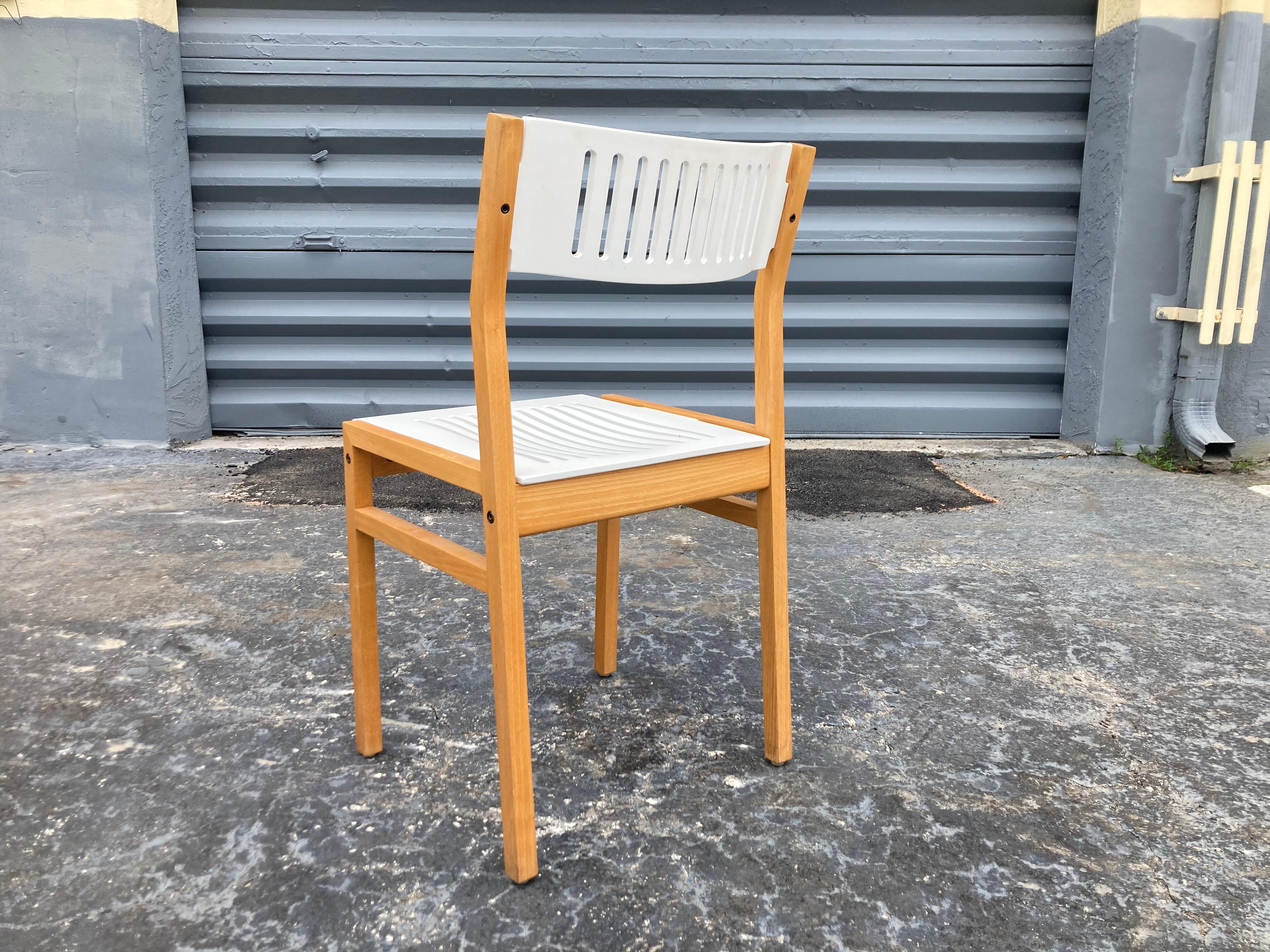 Birch Set of Four Designer Dining Chairs, Bentwood  For Sale