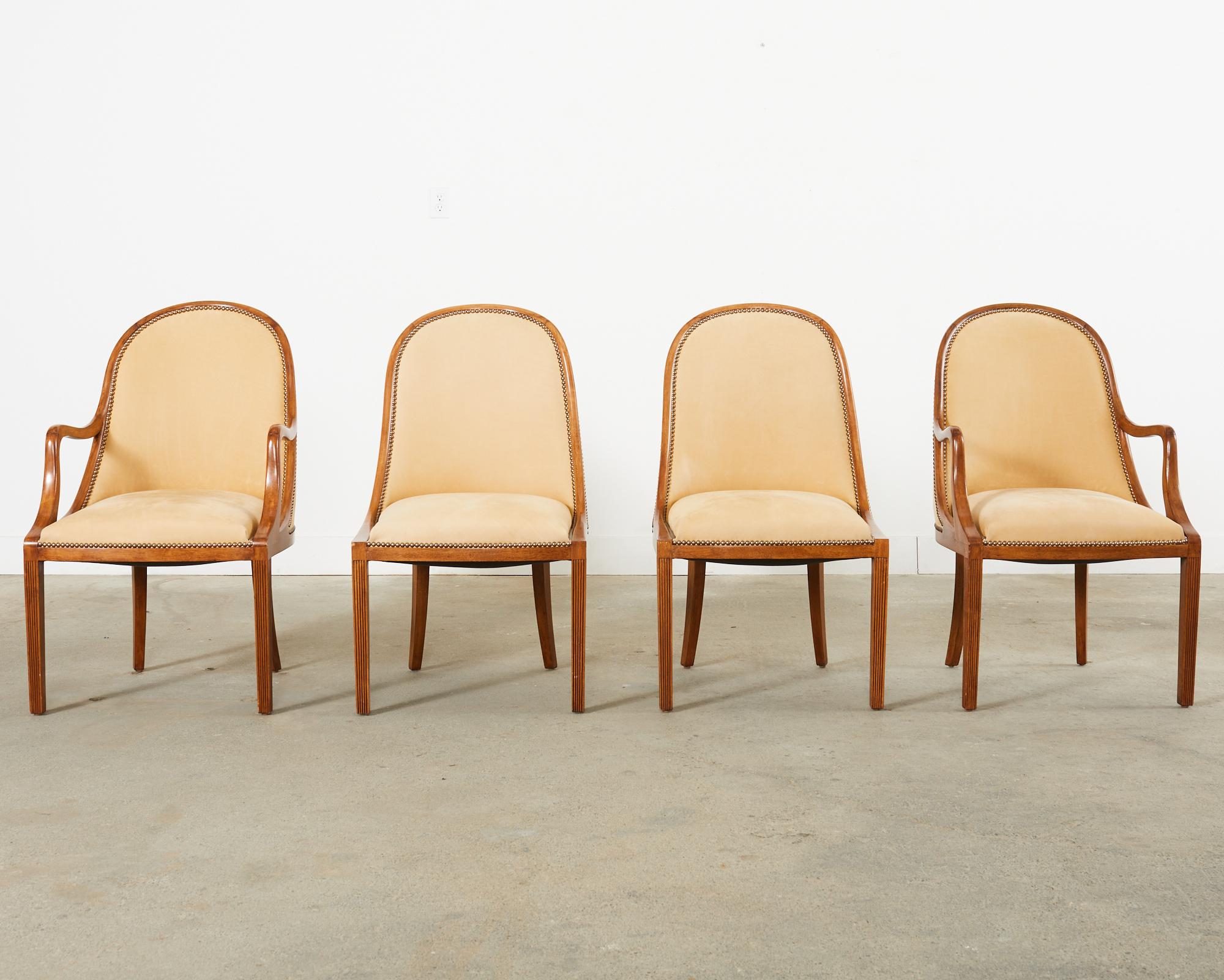 Modern Set of Four Dessin Fournir Plante Leather Gondola Chairs 