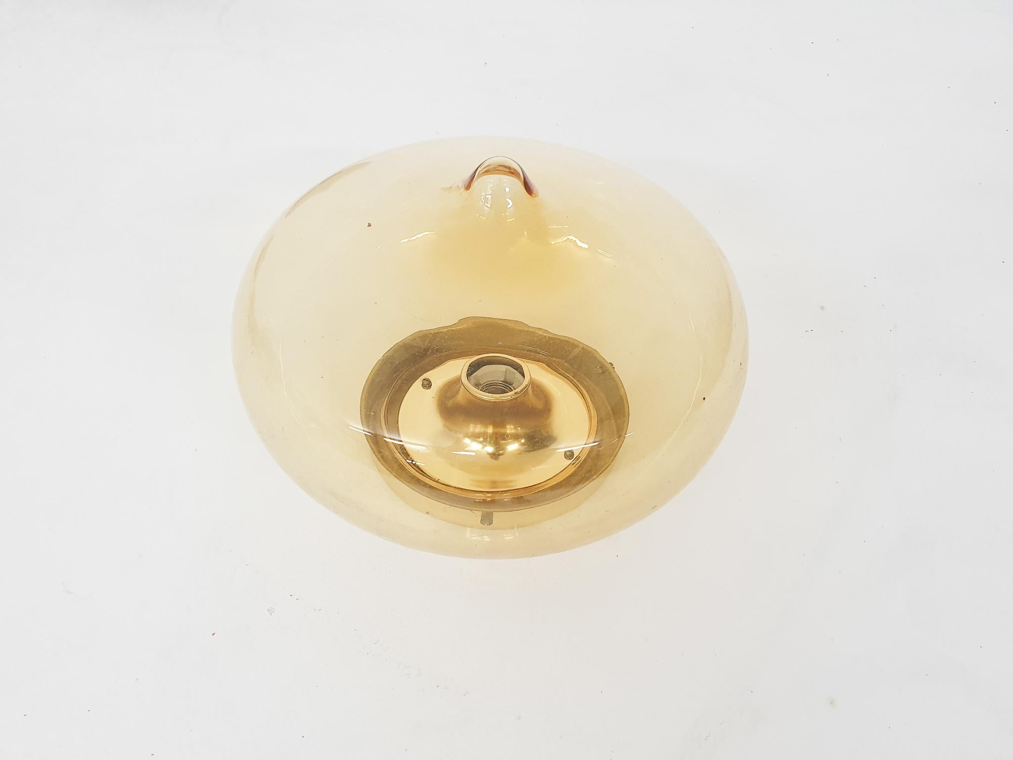 Set of four Dijkstra glass wall or ceiling lights “Drop” The Netherlands, 1960's In Good Condition For Sale In Amsterdam, NL