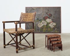 Ensemble de quatre petites tables gigognes en bois de feuillus d'exportation chinoise