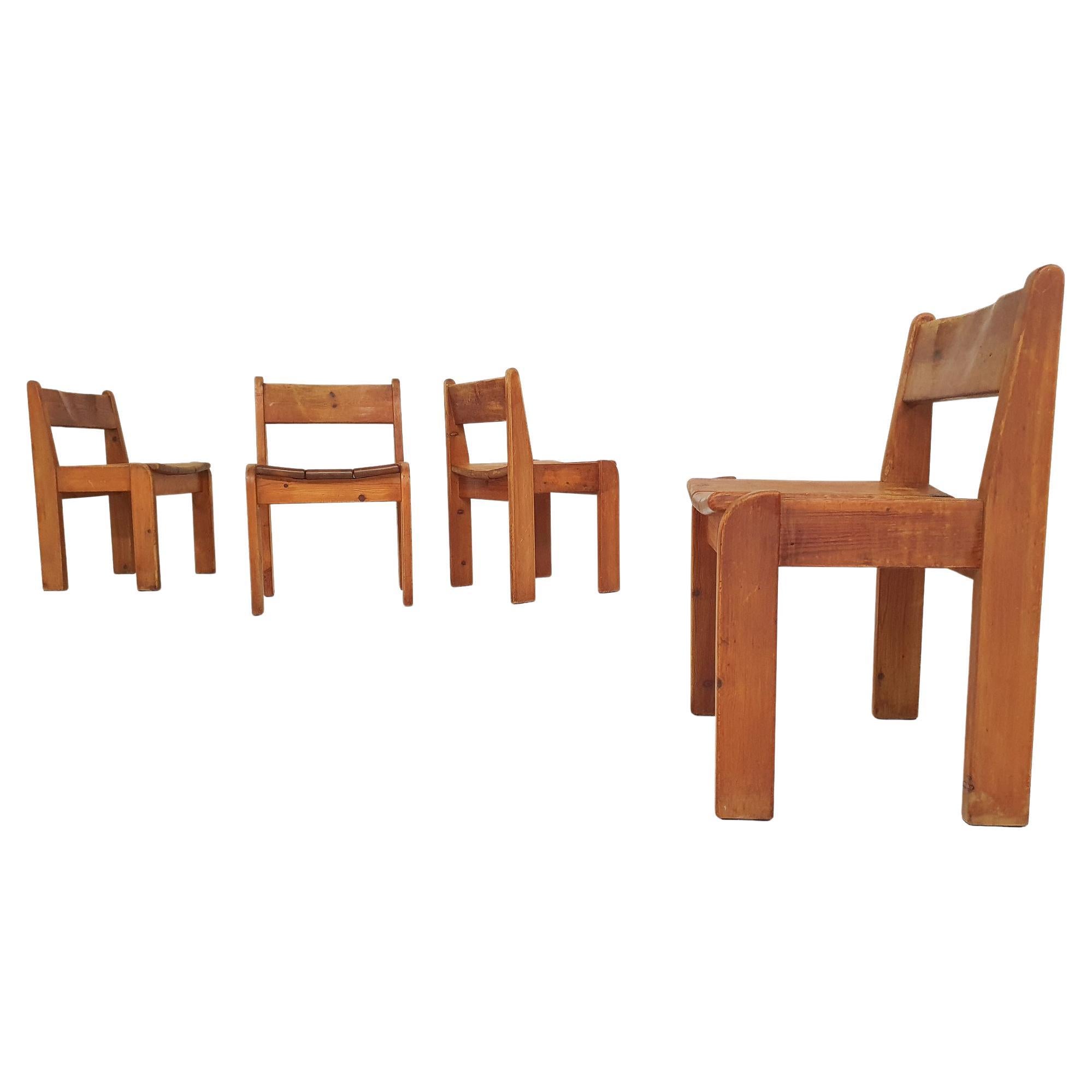 Set of four dining chairs by Ate van Apeldoorn for Houtwerk Hattem, NL 1970's For Sale