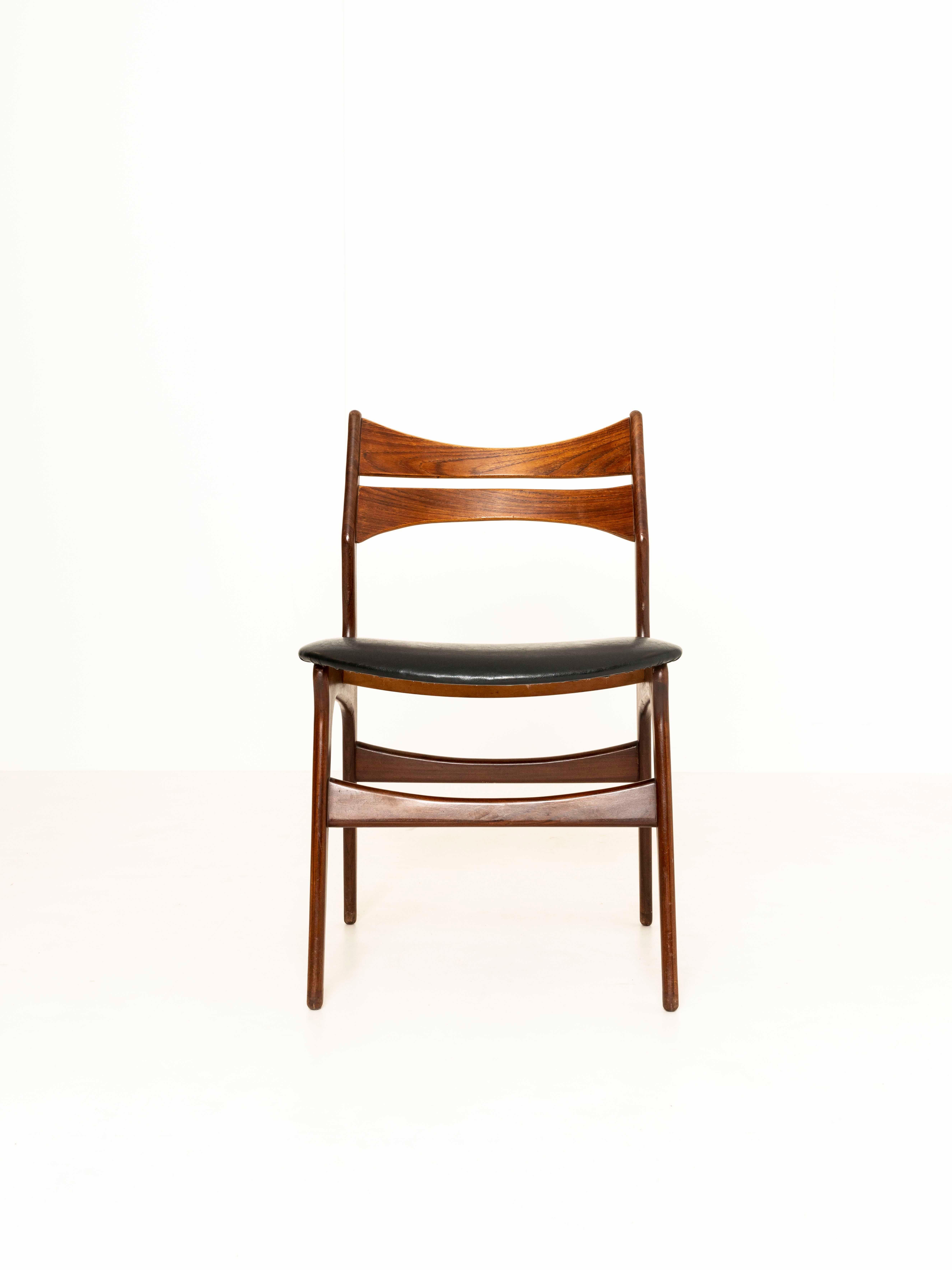 Mid-20th Century Set of Four Dining Chairs by Erik Buch, Model 310, Denmark 1960s