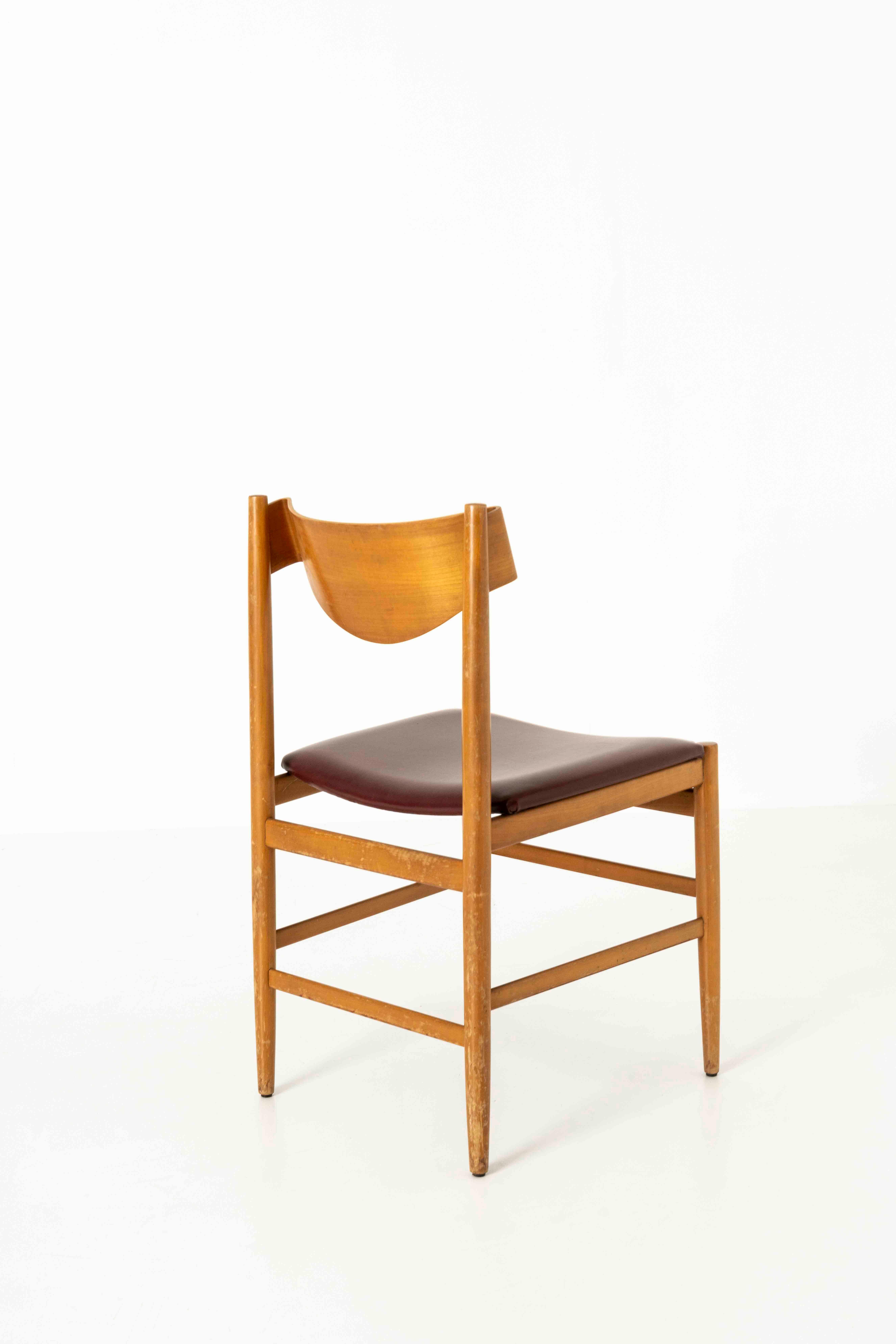 Mid-20th Century Set of Four Dining Chairs by Gianfranco Frattini for Cassina, 1960s For Sale