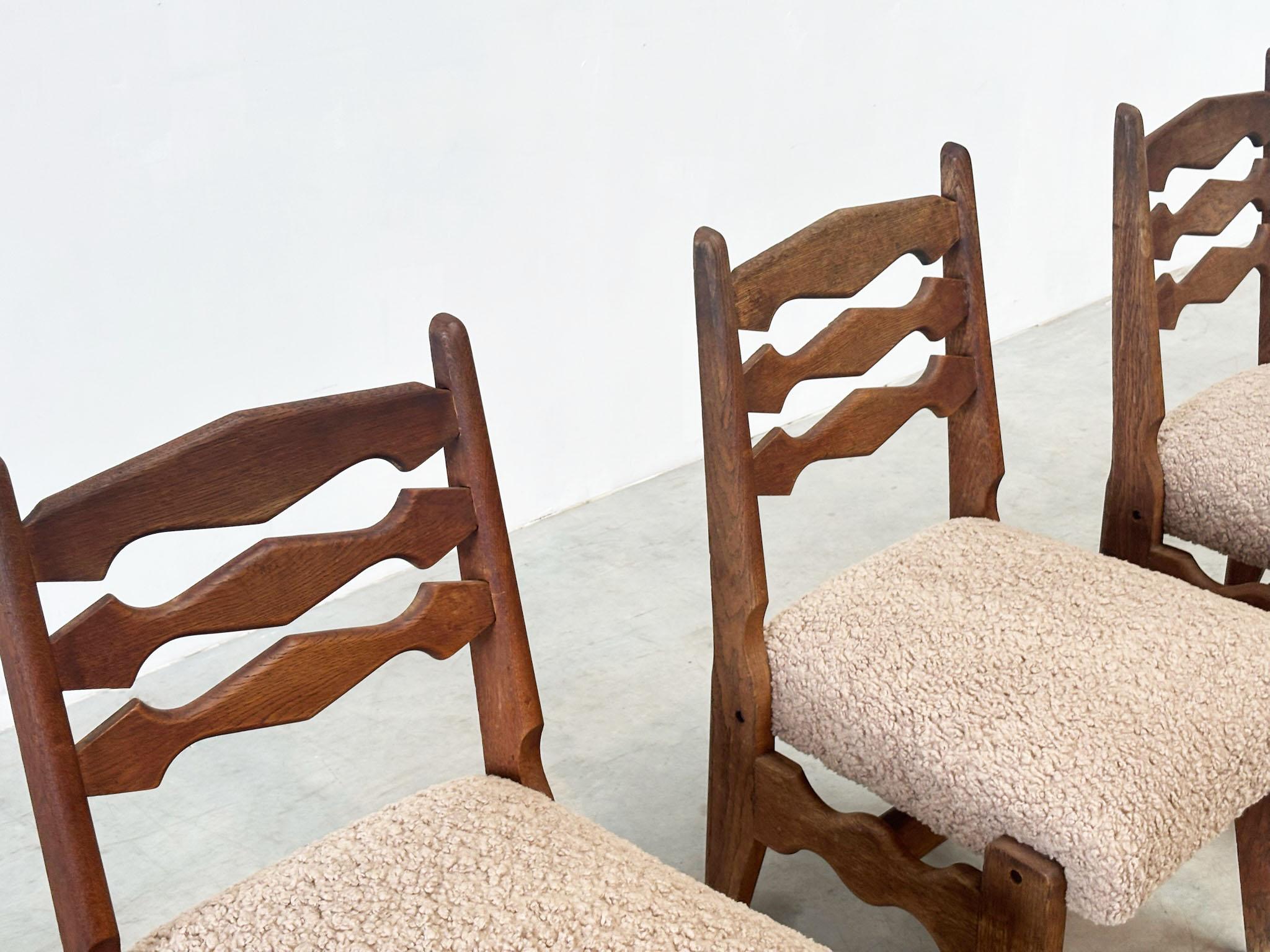 Francese Set of four dining chairs by Guillerme & Chambron in vendita