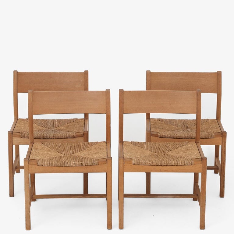 Set of Four Dining Chairs by Hans J. Wegner For Sale 4