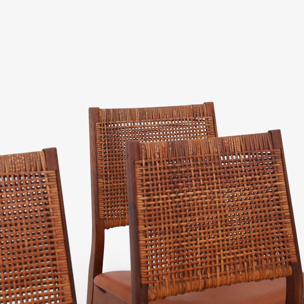 Set of four dining chairs by Helge Sibast 3