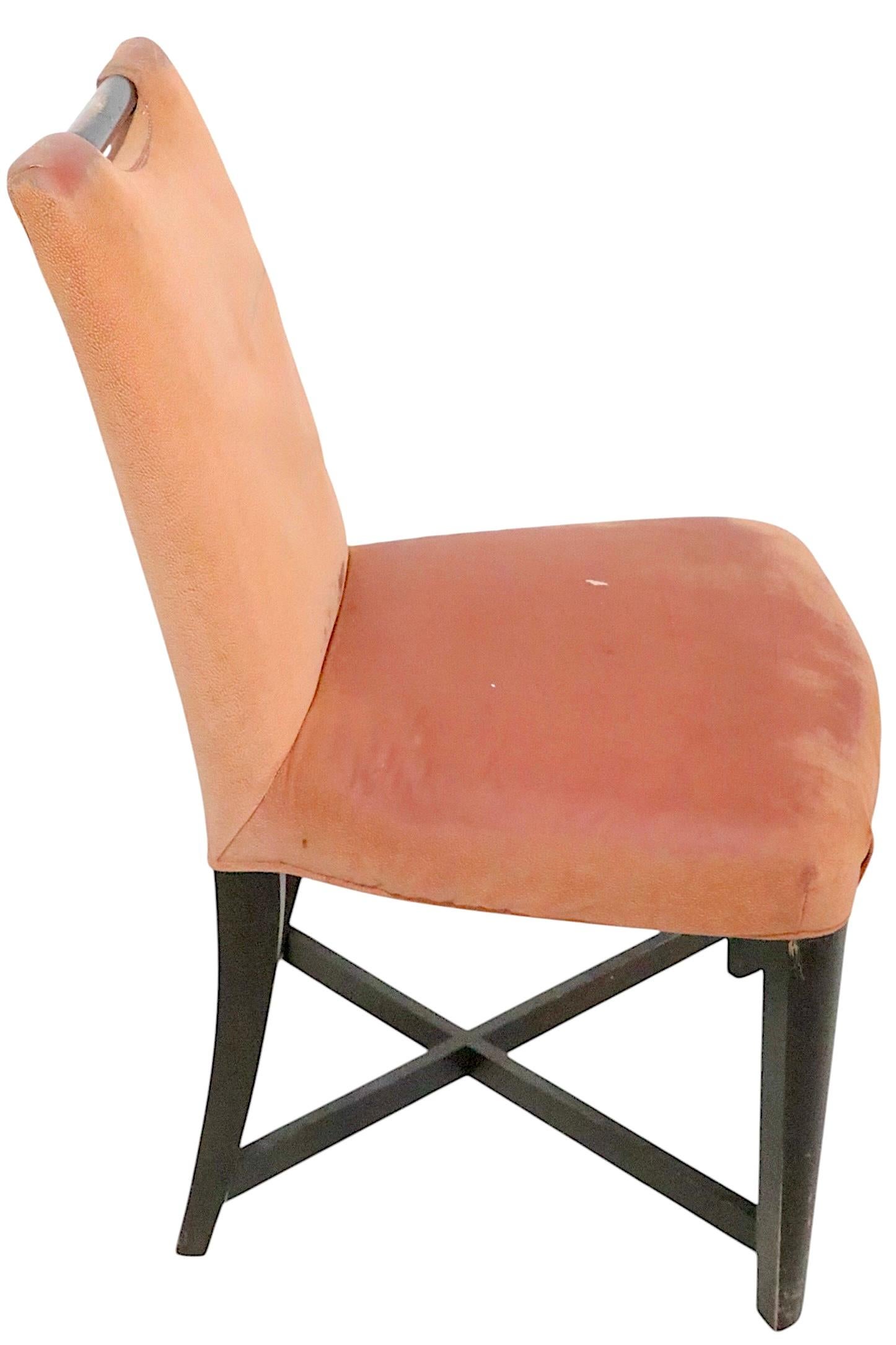 Satz von vier Esszimmerstühlen von John Hutton für Donghia (Postmoderne) im Angebot