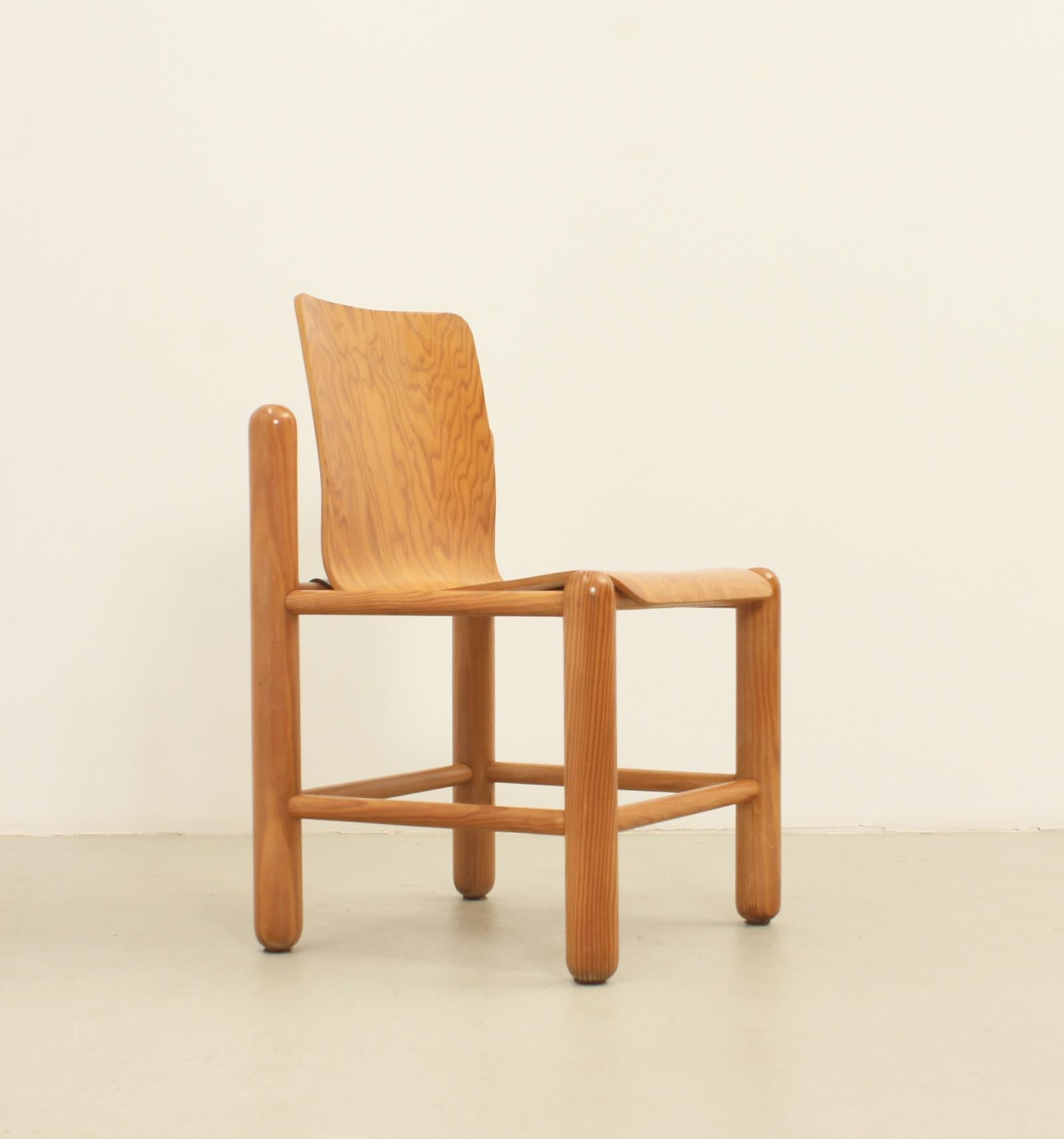Set of Four Dining Chairs by Knud Friis & Elmar Moltke Nielsen, Denmark, 1970's For Sale 4