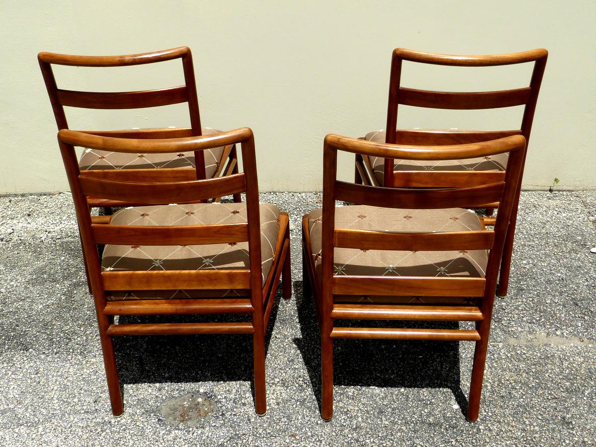 Set of Four Dining Chairs by Robsjohn-Gibbings for Widdicomb In Good Condition For Sale In Palm Beach Gardens, FL