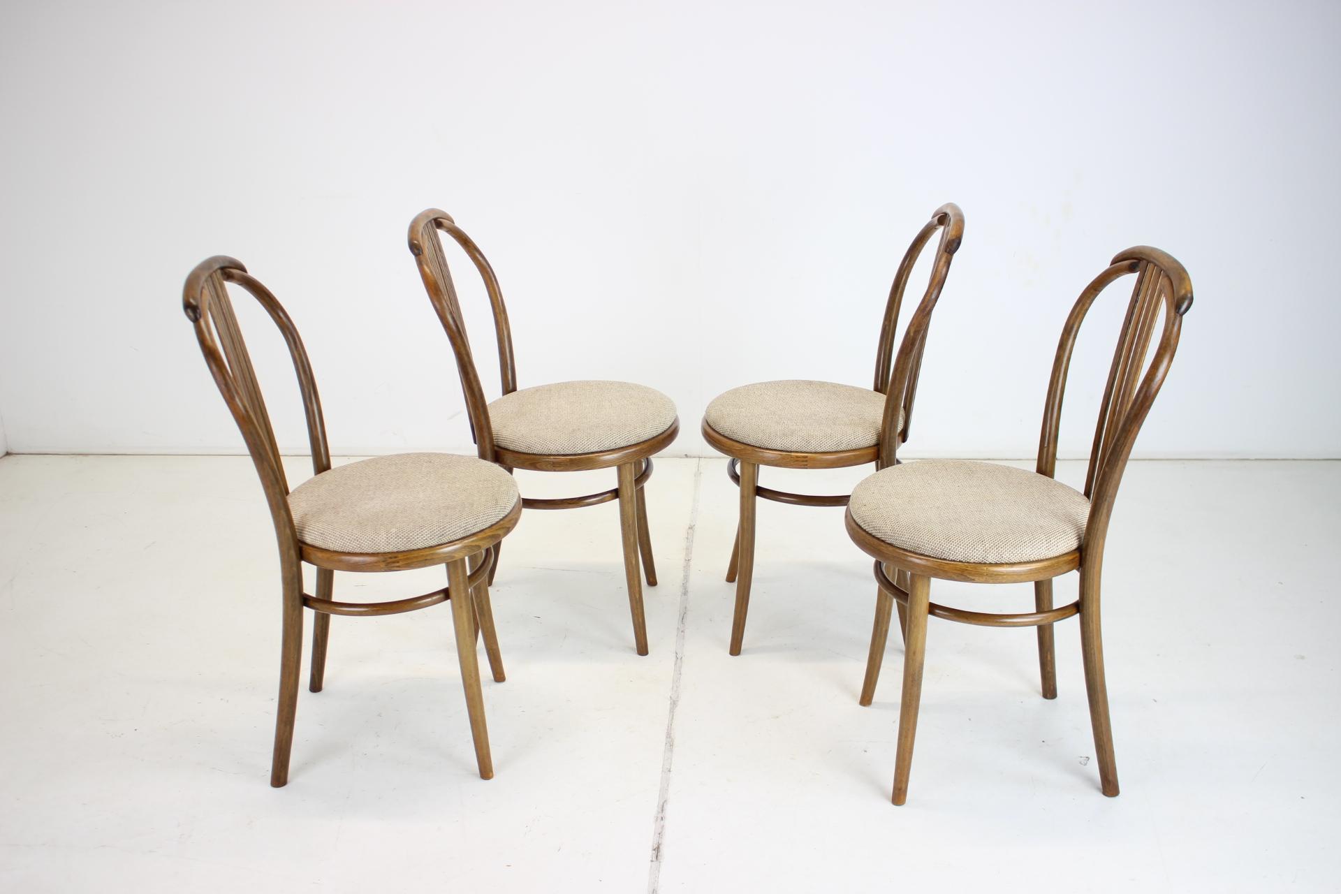 Set of Four Dining Chairs by TON, 1994 In Good Condition For Sale In Praha, CZ