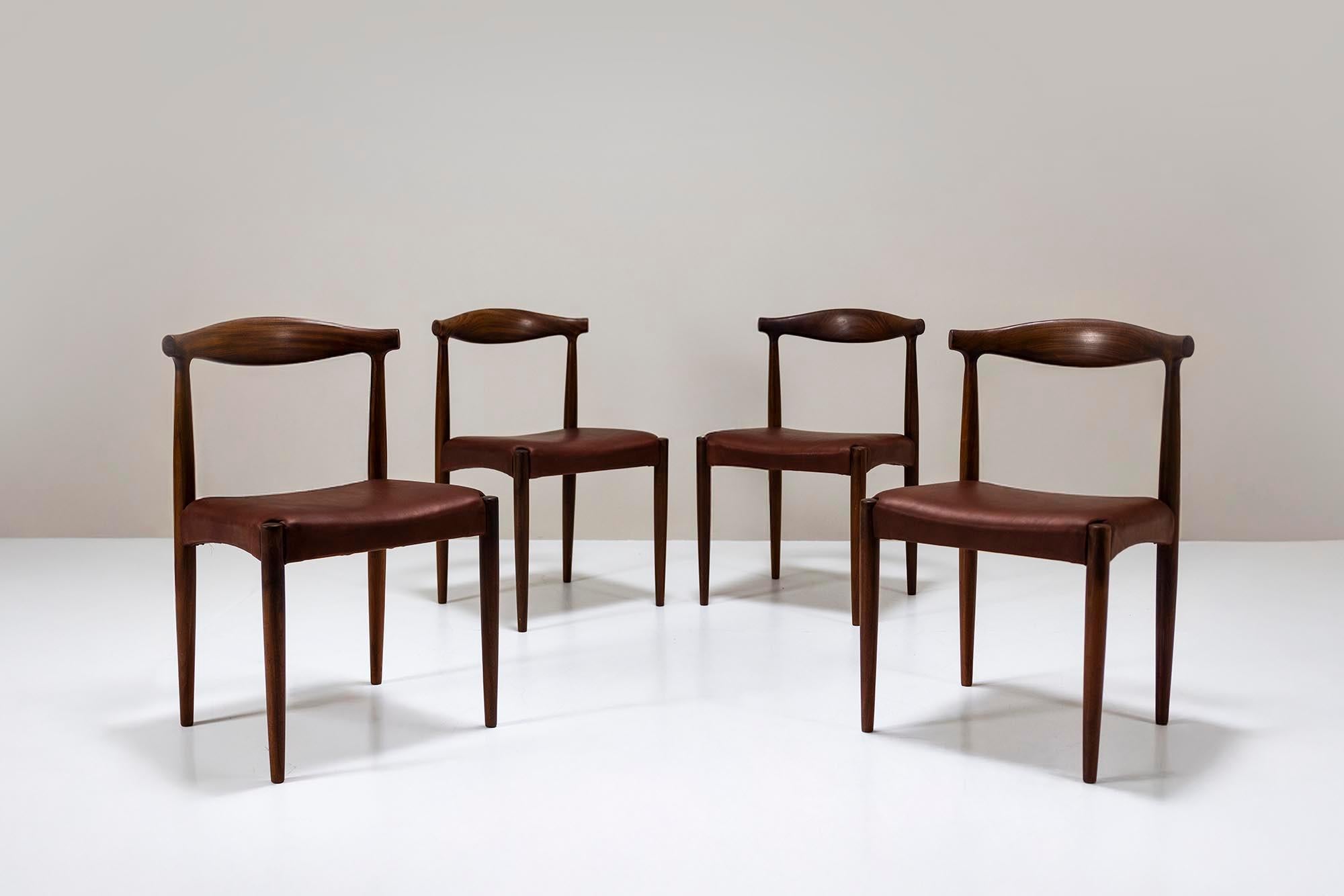 Scandinavo moderno Set di quattro sedie da pranzo di Vamo Sønderborg, Danimarca 1960 in vendita