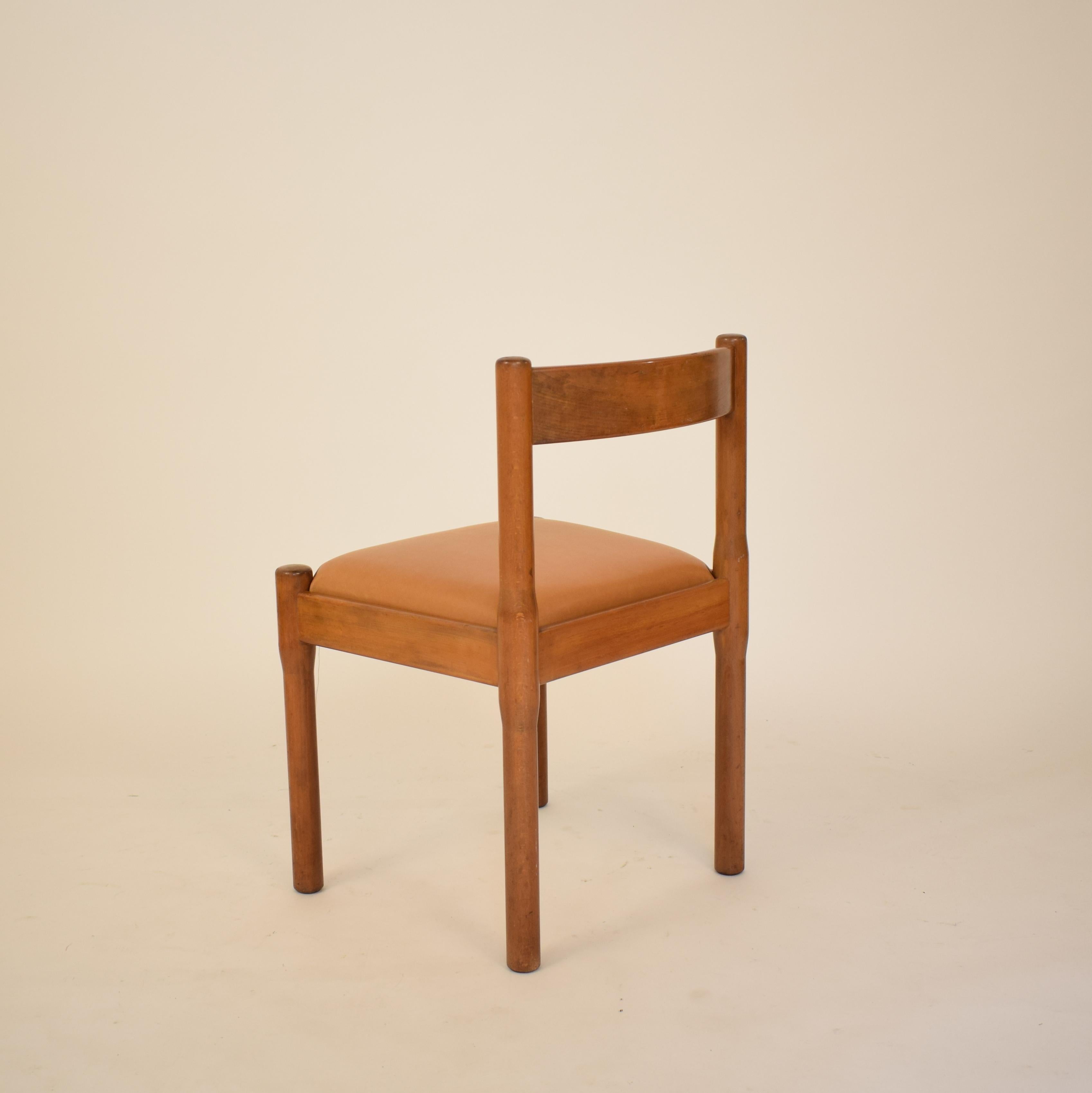 Set of Four Mid-Century Dining Chairs Carimate by Vico Magistretti for Cassina 4