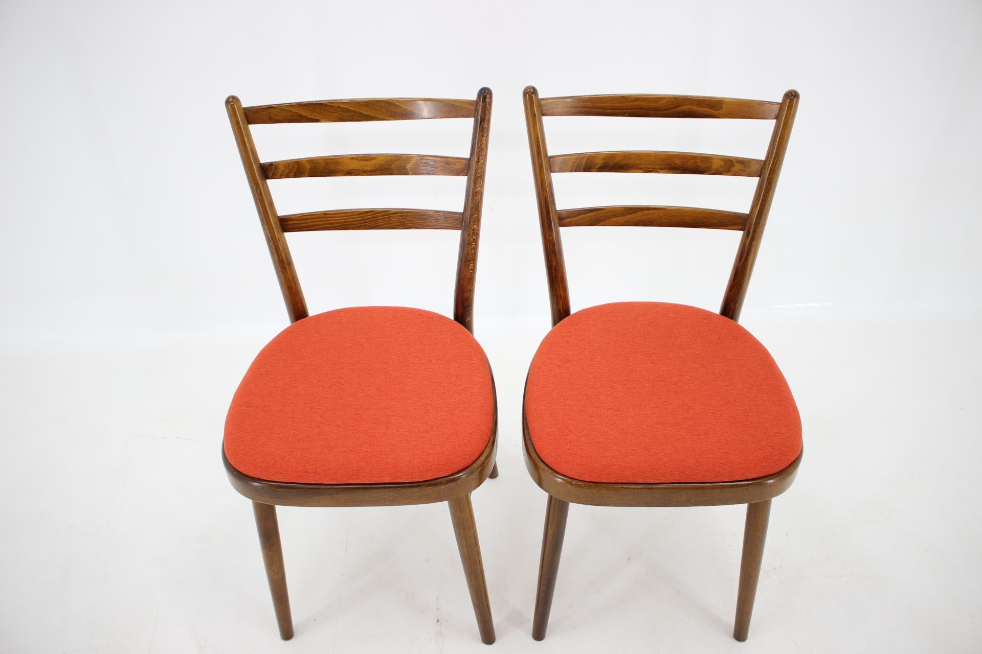 Mid-Century Modern Set of Four Dining Chairs, Czechoslovakia, 1965 For Sale