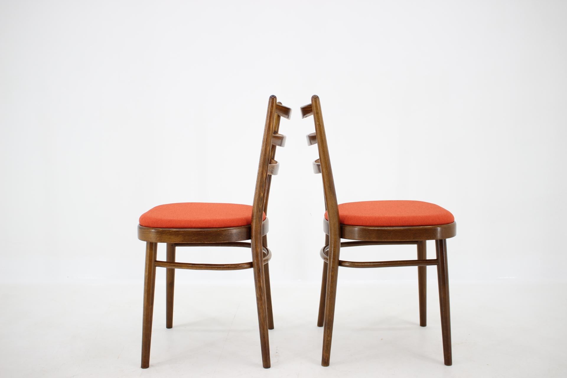 Set of Four Dining Chairs, Czechoslovakia, 1965 In Good Condition For Sale In Praha, CZ