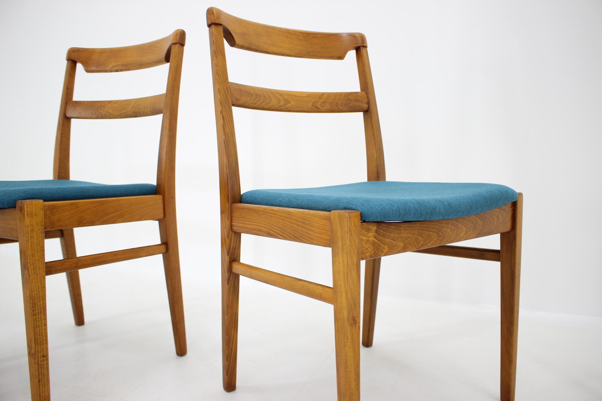 Set of Four Dining Chairs, Czechoslovakia, 1970 1