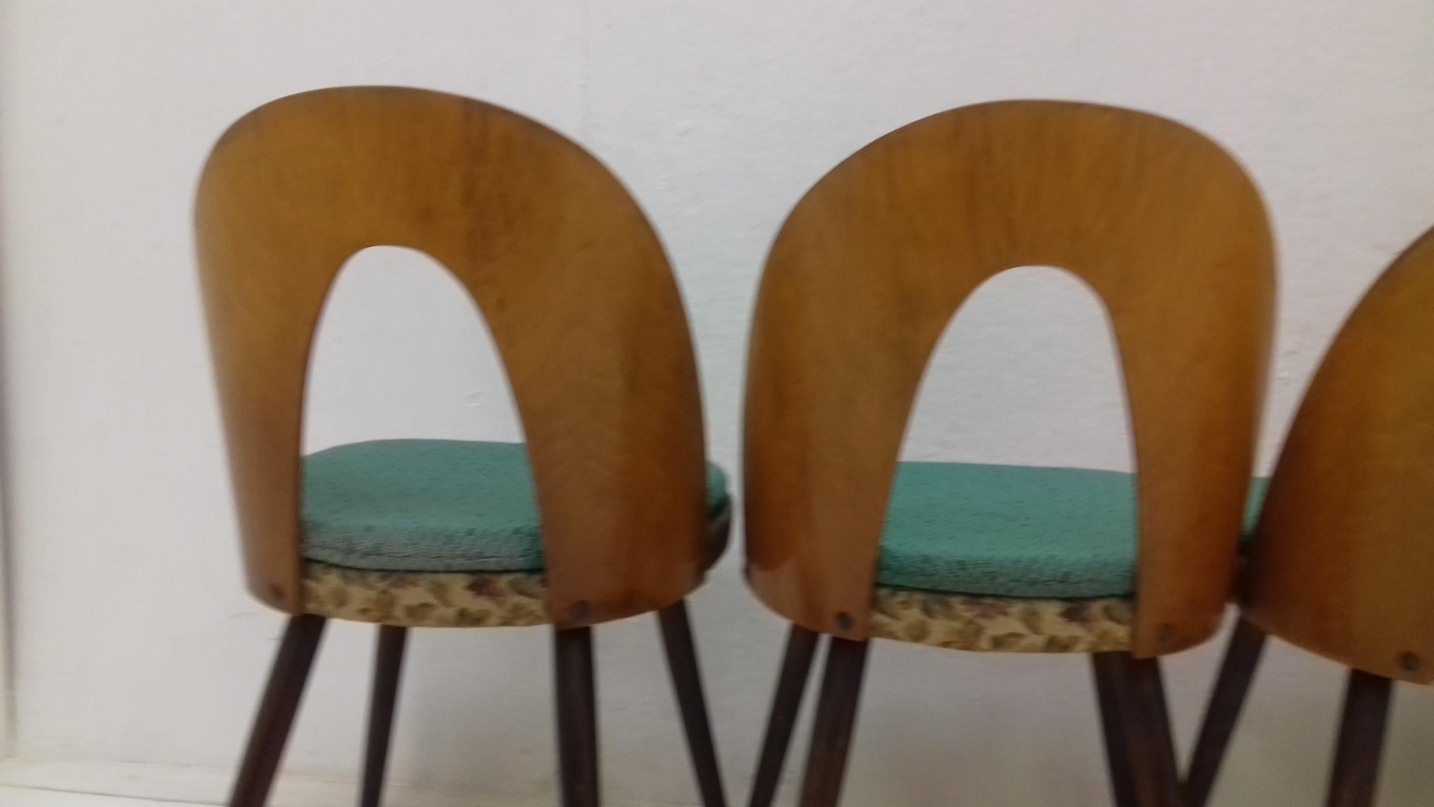 Set of Four Dining Chairs Designed by Antonín Šuman, 1960s For Sale 5