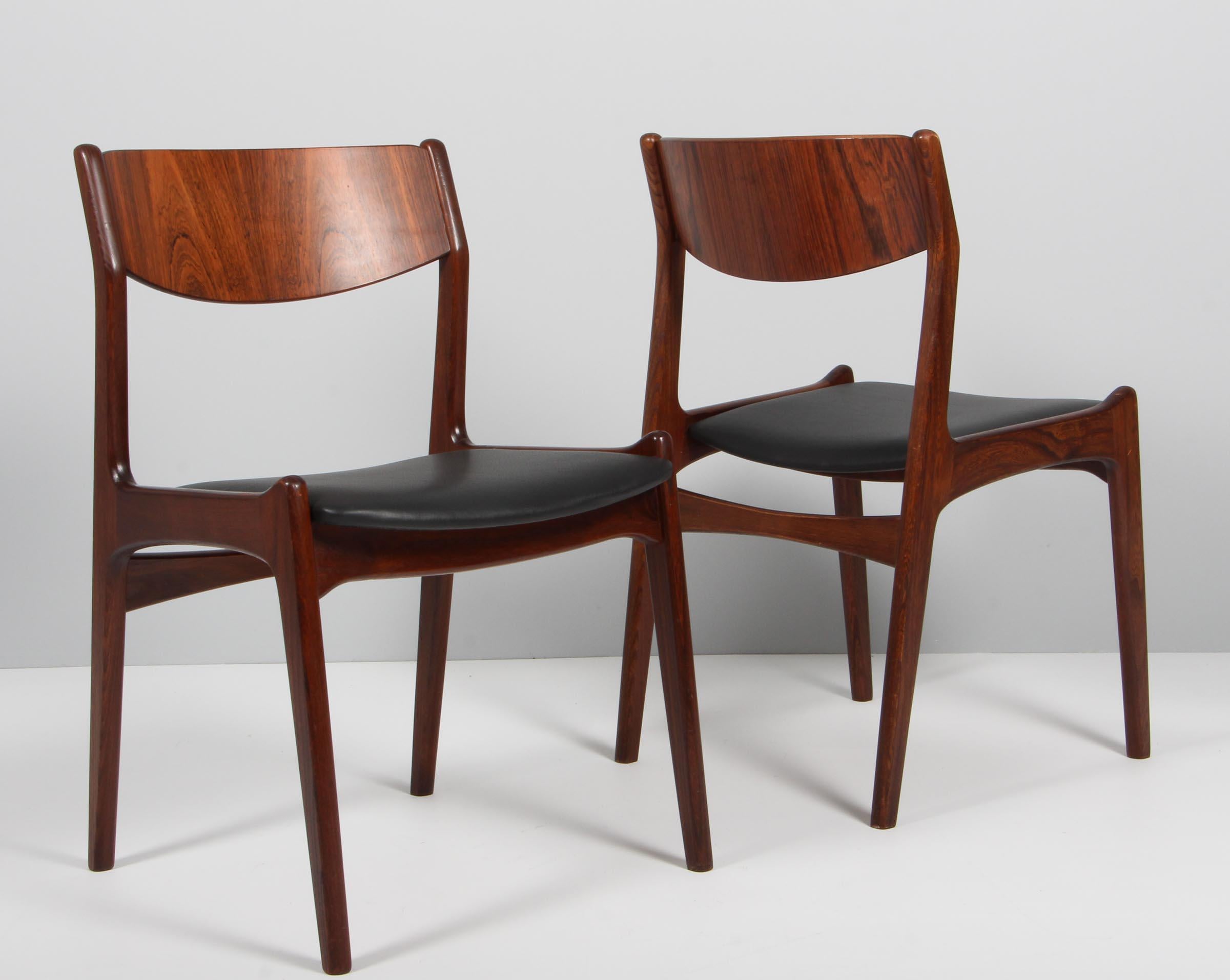 Danish Set of Four Dining Chairs in Rosewood by Vilhelm Jørgensen, 1960s Denmark