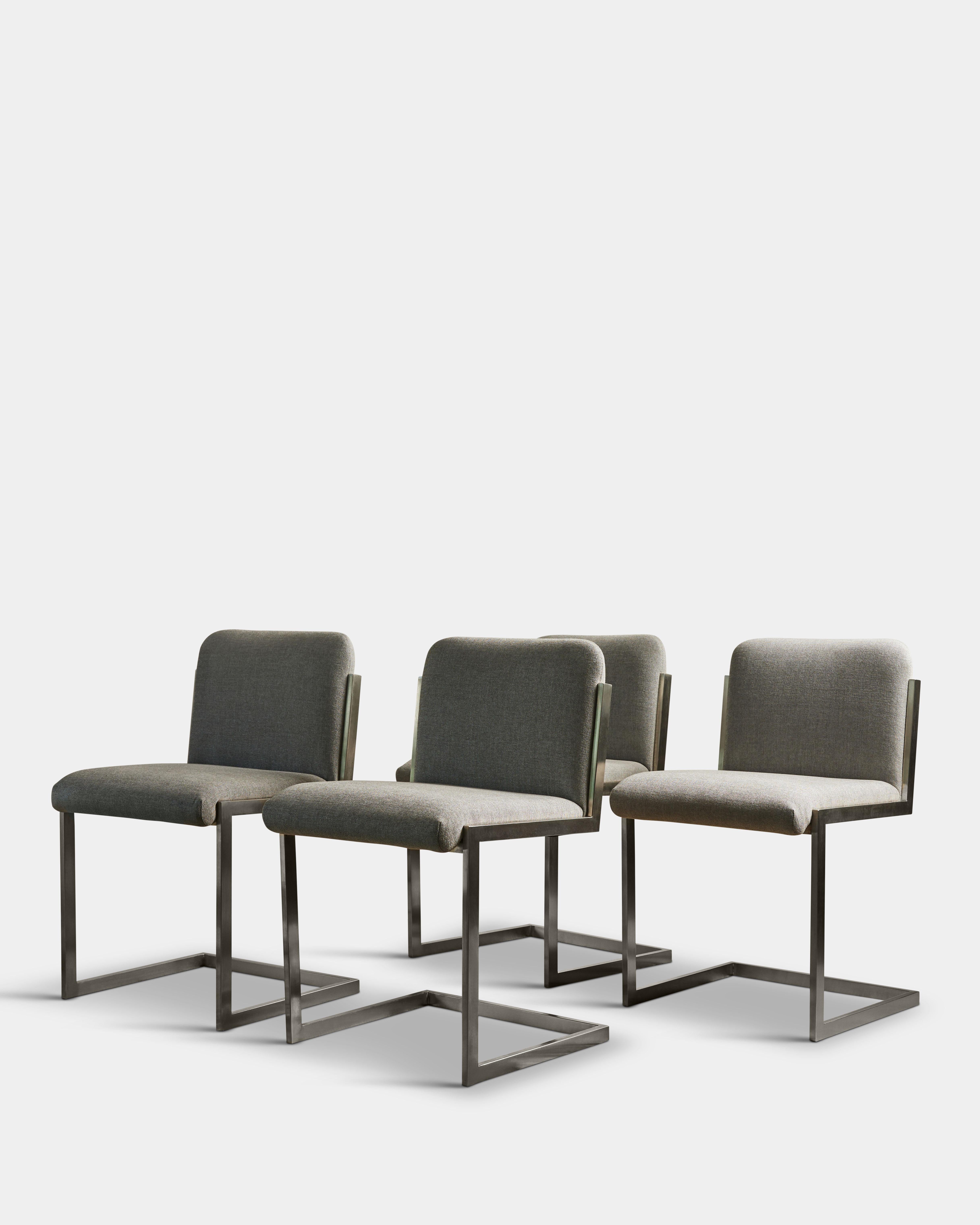 Set of Four Dining Chairs in the Manner of Milo Baughman, United States, c. 1970 Excellent état - En vente à New York City, NY