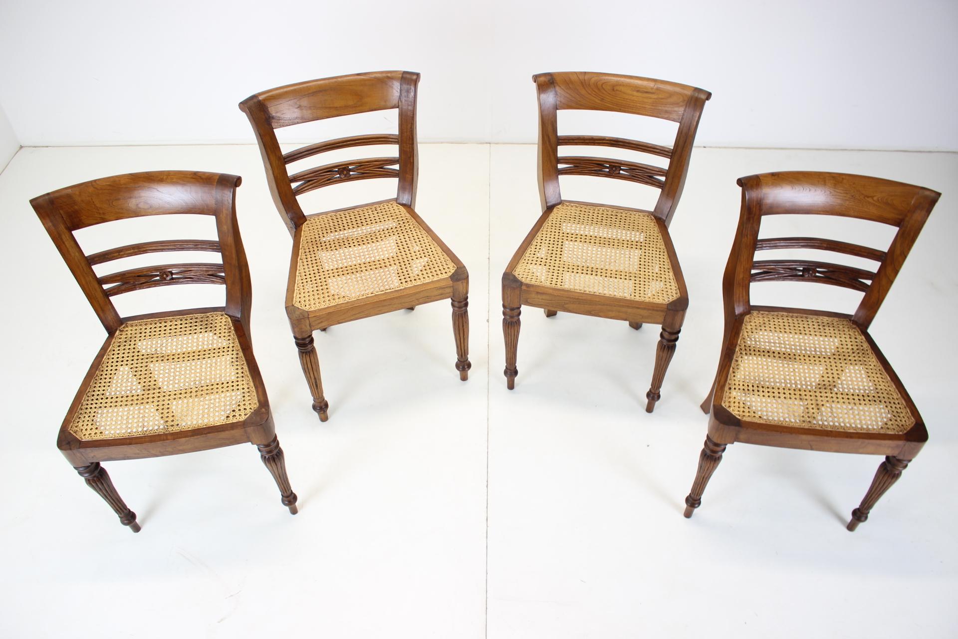 Mid-Century Modern Set of Four Dining Chairs, Made of Solid Wood, 1950s, Czechoslovakia For Sale