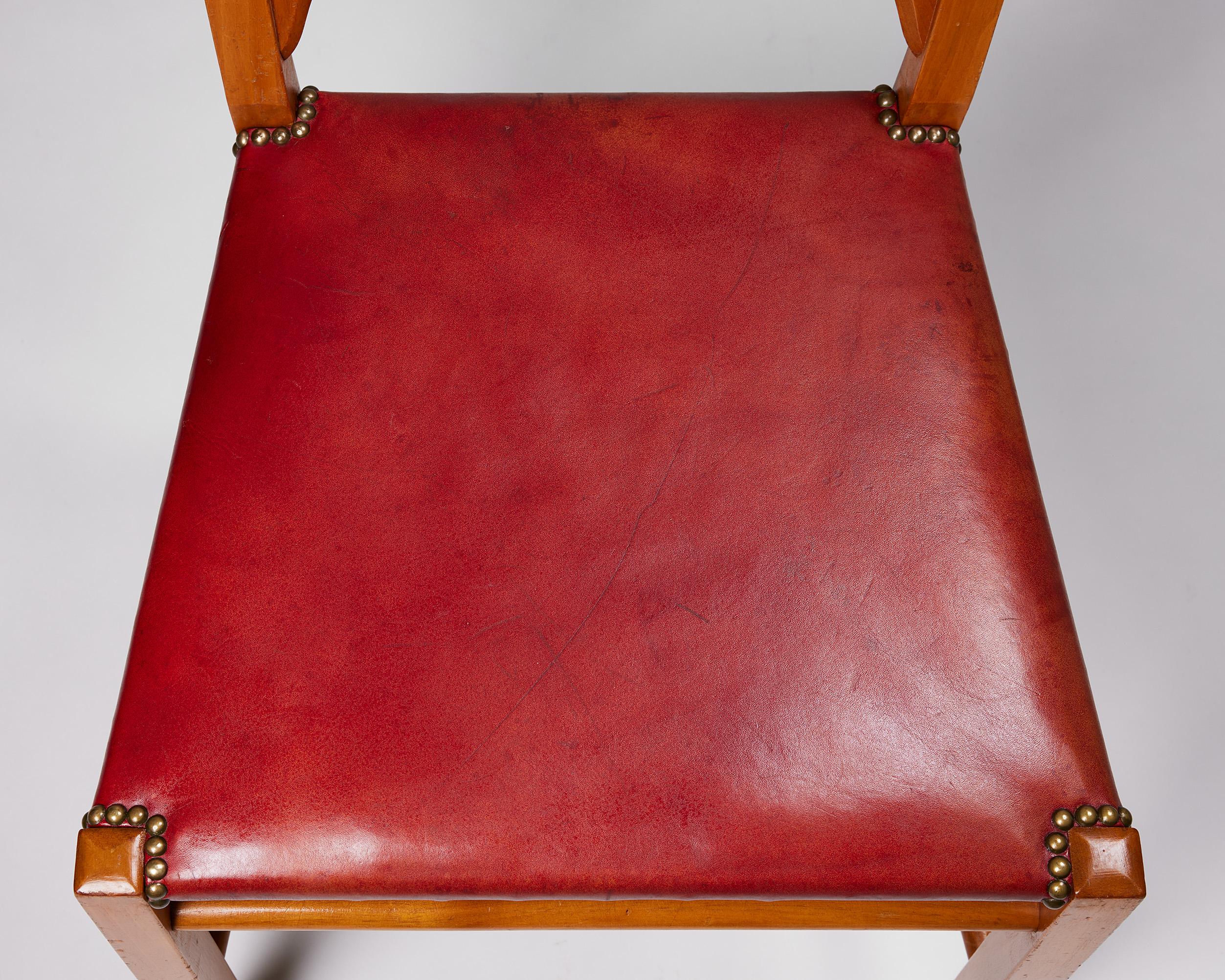 Set of Four Dining Chairs Model 2027 Designed by Josef Frank for Svenskt Tenn For Sale 3