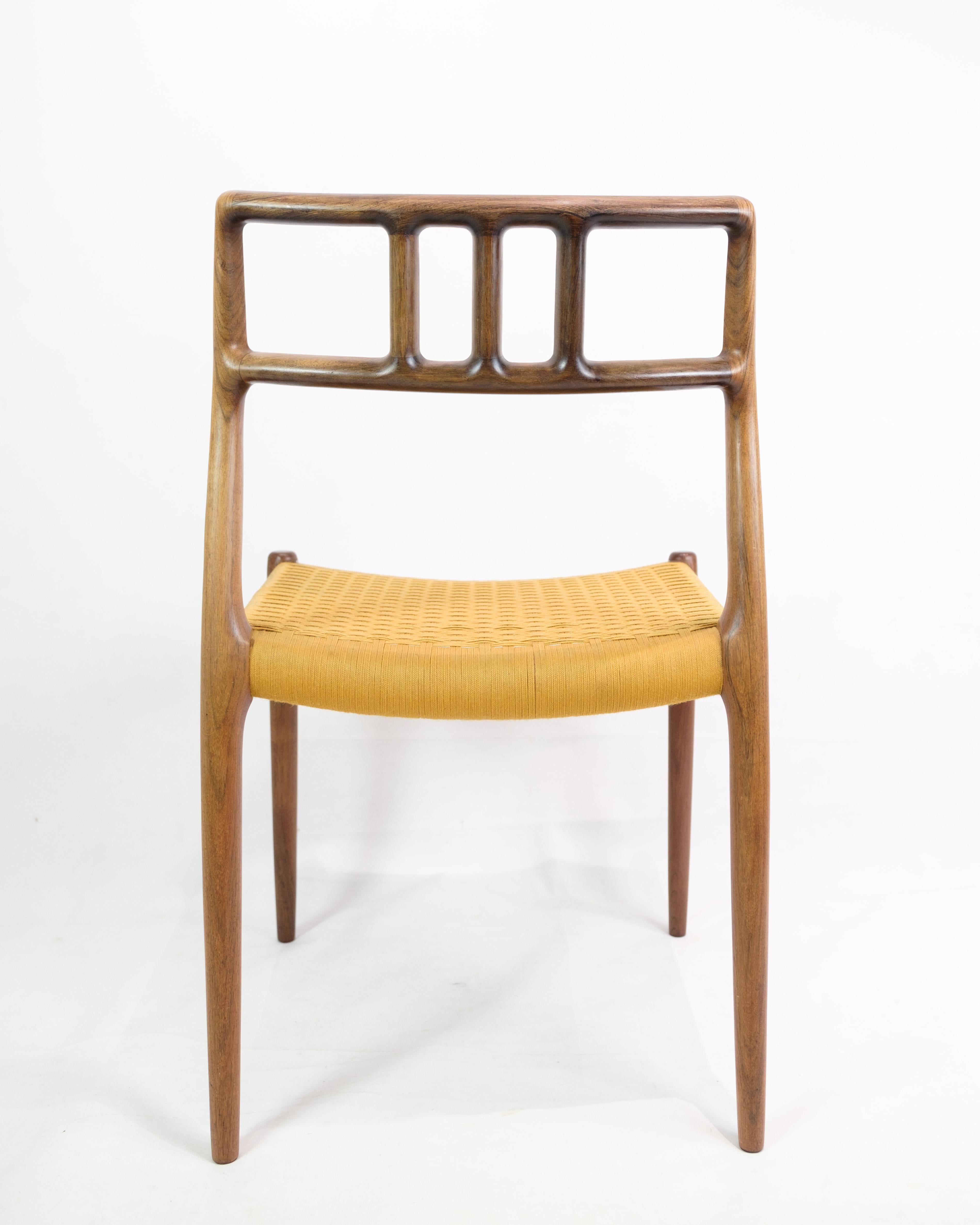 Ensemble de quatre chaises de salle à manger, modèle 79, am designs de Niels O. Møller à partir des années 1960 en vente 3