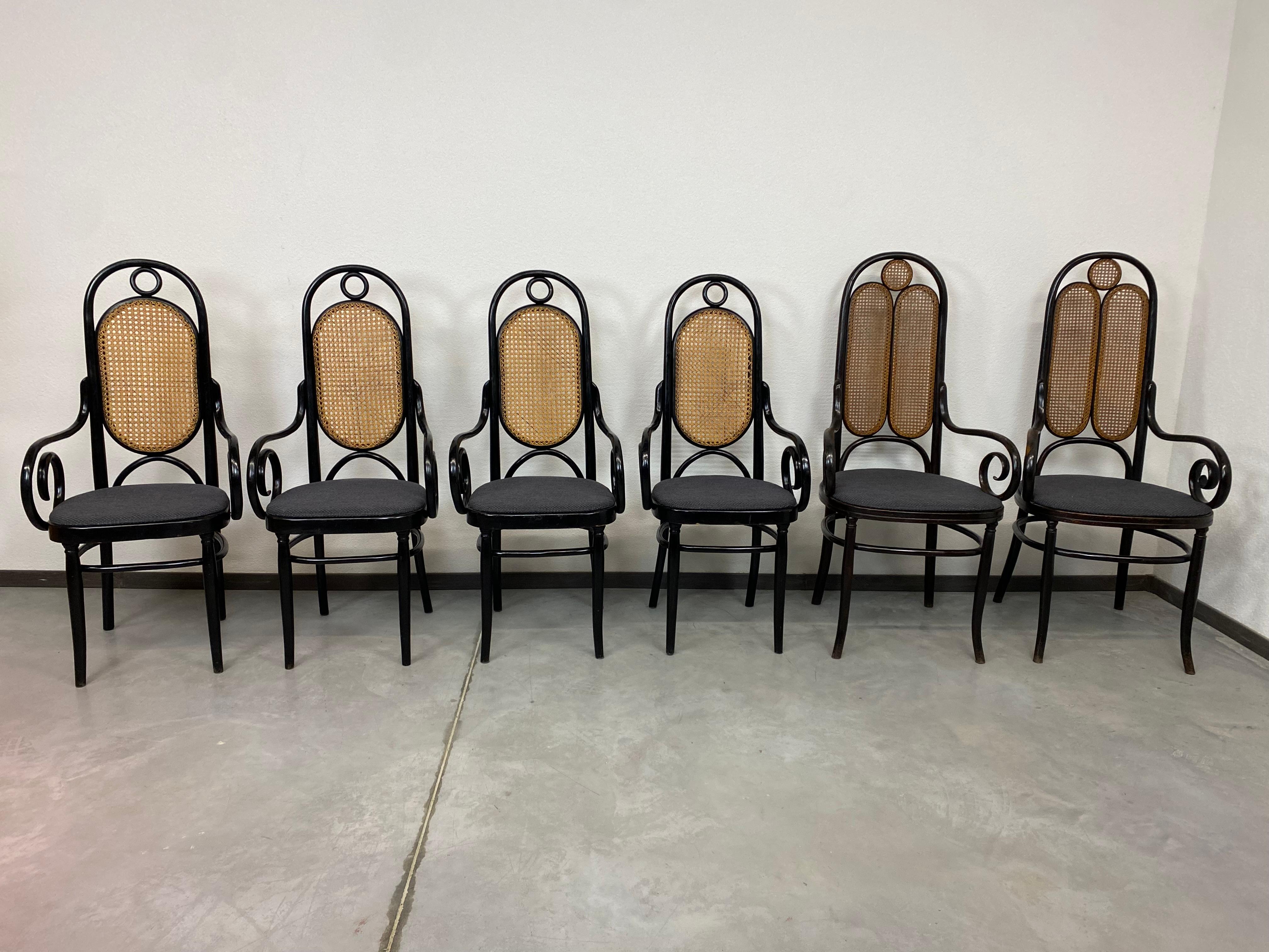 Set of Four Dining Chairs No.17 by Thonet 3