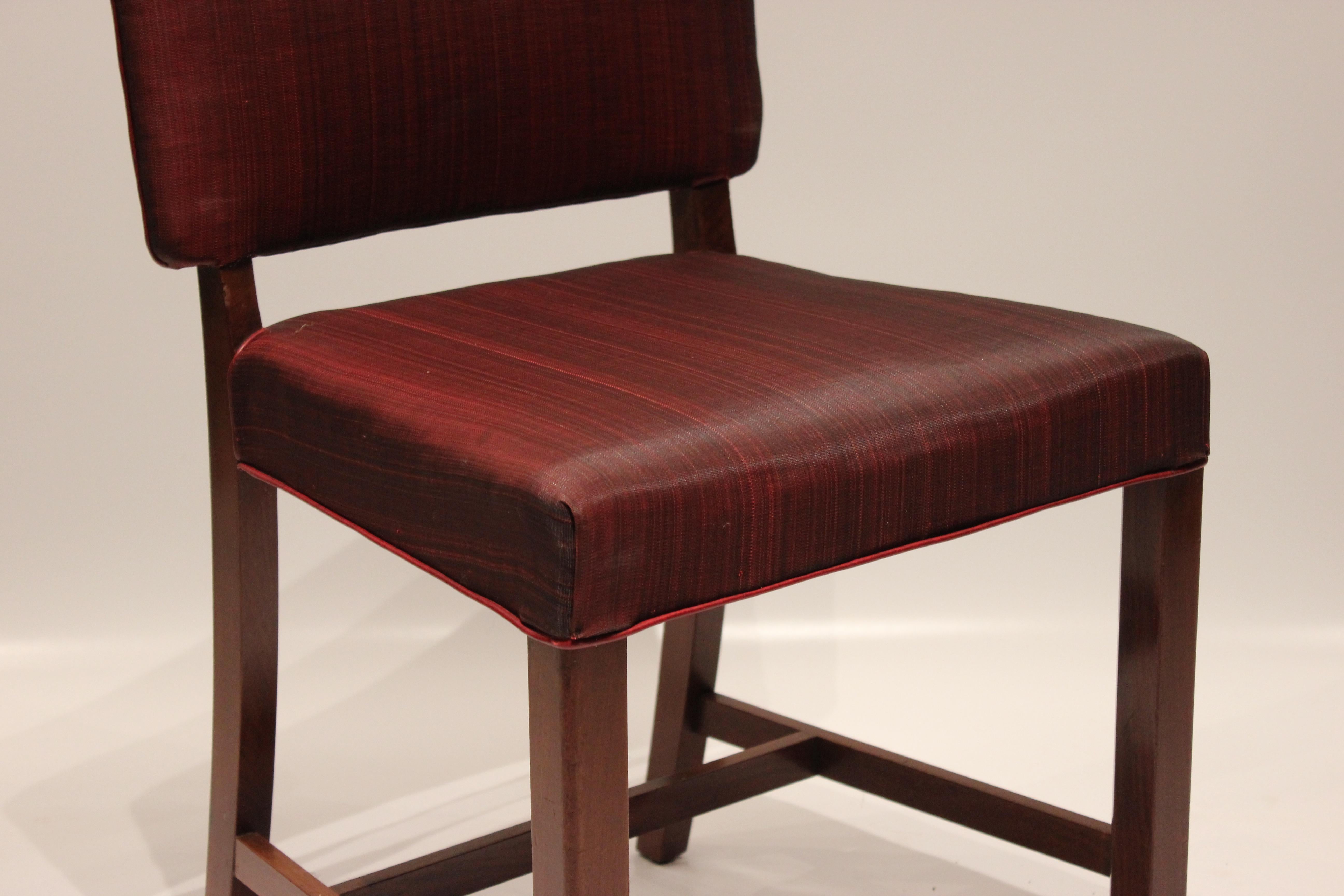 Fabric Set of Four Dining Chairs of Mahogany by Fritz Hansen, 1930s For Sale