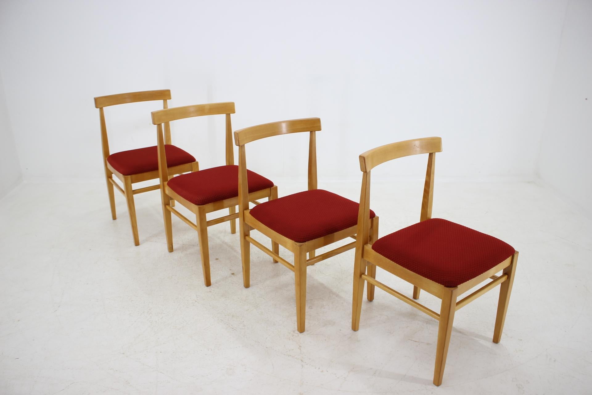 Mid-Century Modern Ensemble de quatre chaises de salle à manger, Thon, années 1970 en vente