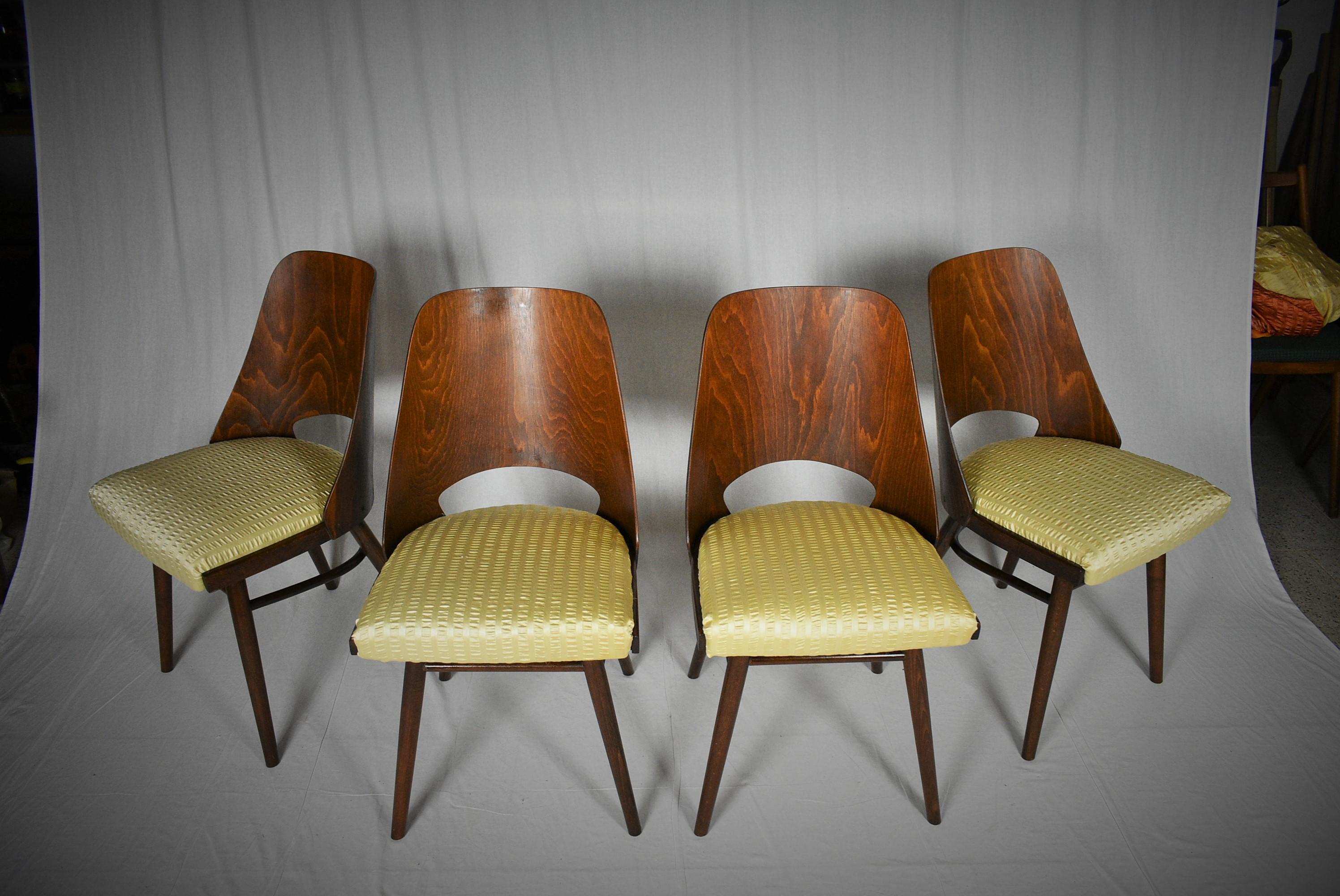 Fabric Set of Four Dining Chairs, Ton, Designed by Oswald Haerdtl, 1950s, Expo 58 For Sale