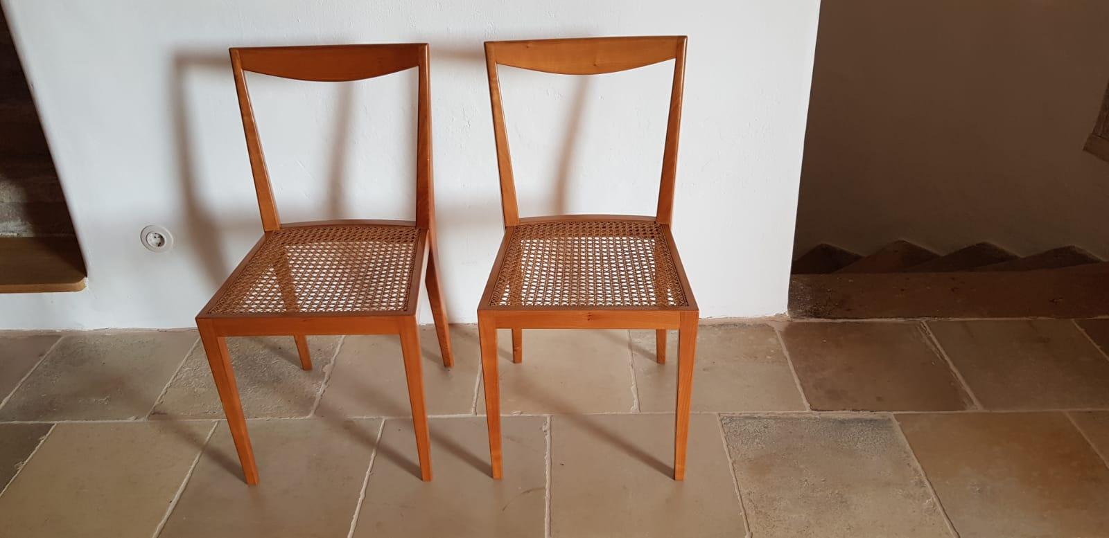 Mid-Century Modern Set of Four Dining Room Chairs by Hans Wölfl For Sale