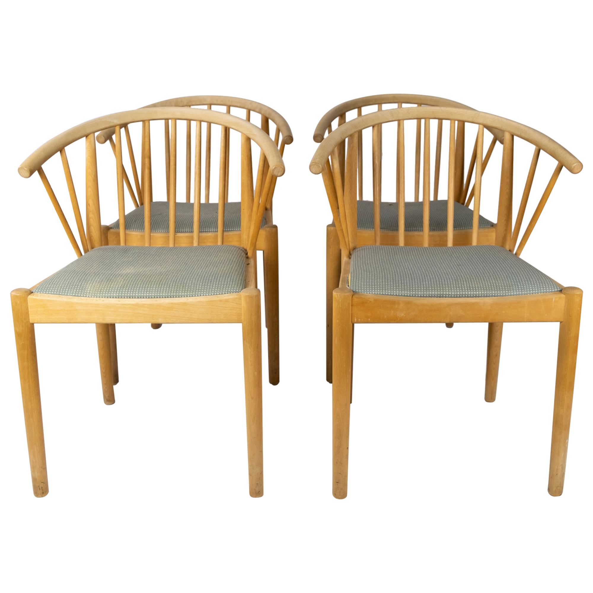 Set of Four Dining Room Chairs in Beech of Danish Design from the 1960s