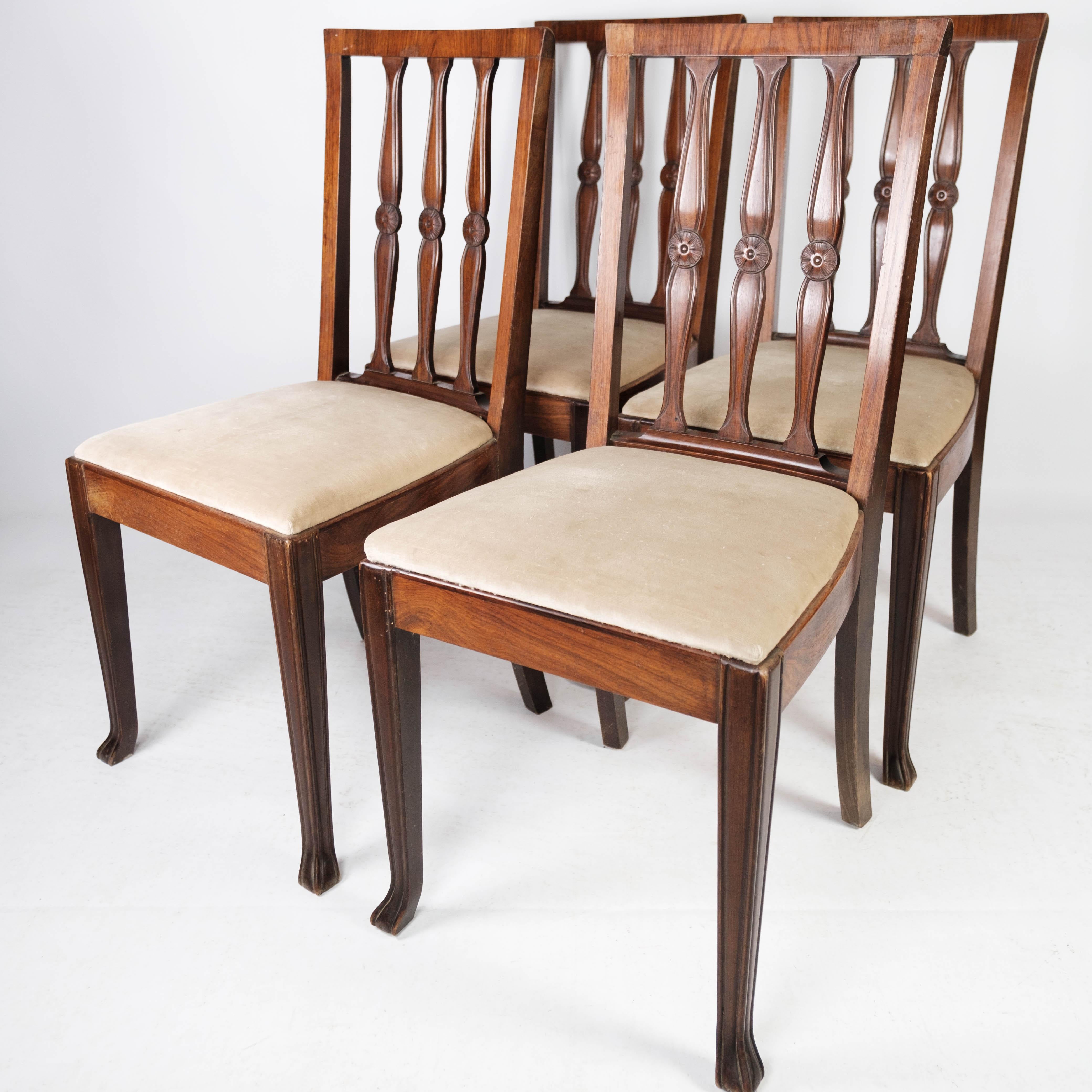 Ensemble de quatre chaises de salle à manger en bois de rose, années 1920 Bon état - En vente à Lejre, DK