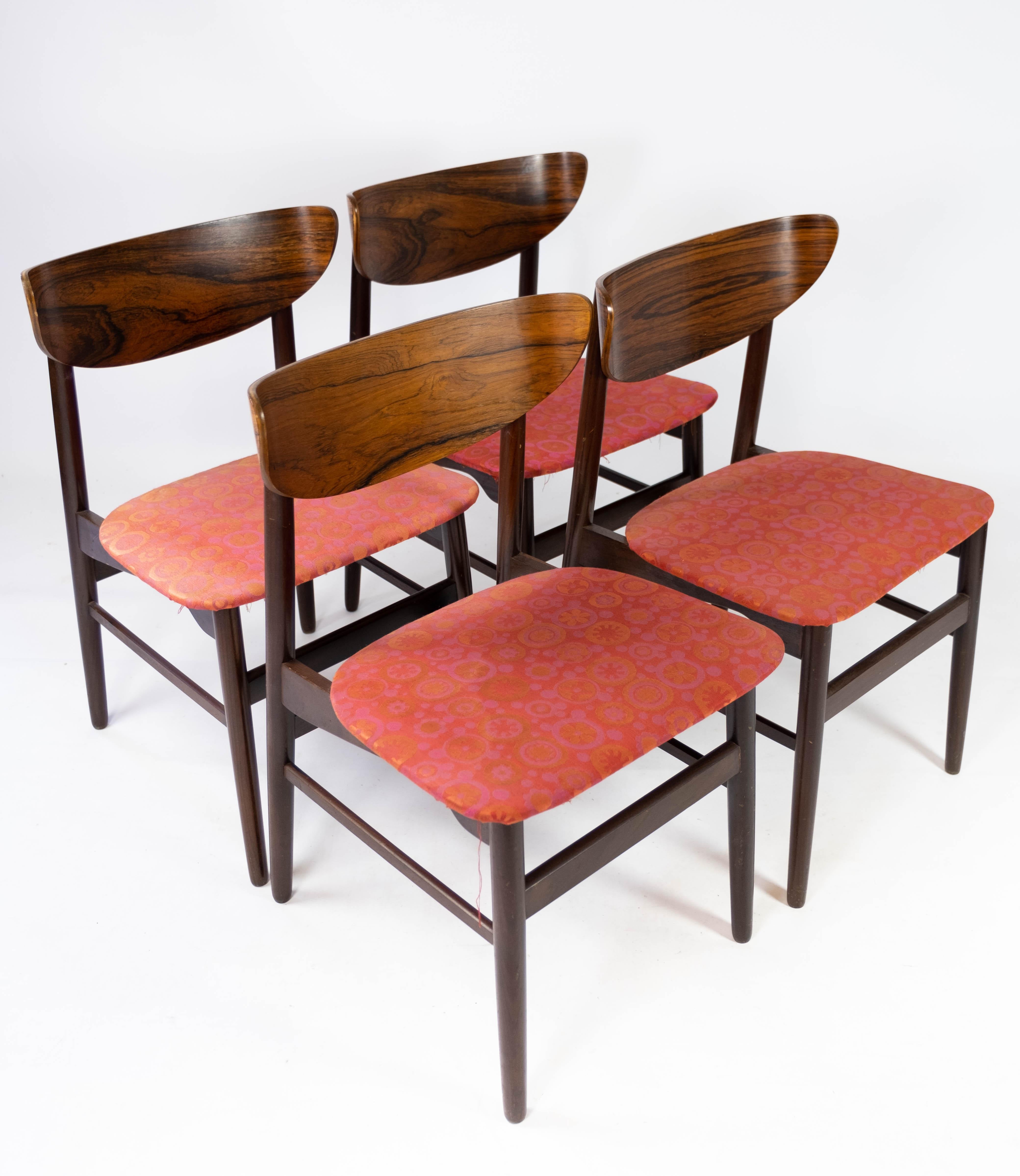 Set of Four Dining Room Chairs in Rosewood, of Danish Design, 1960s In Good Condition For Sale In Lejre, DK