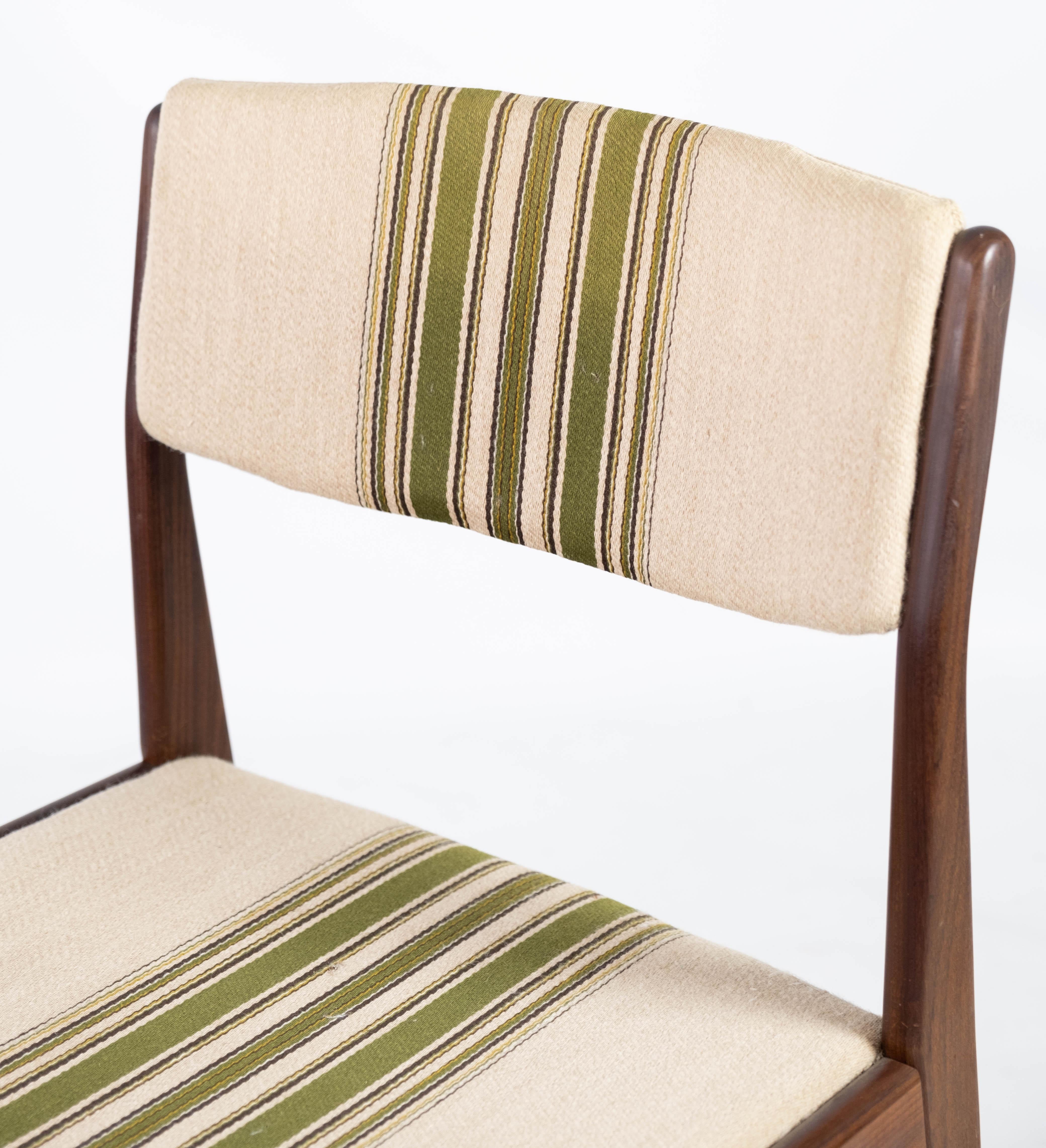 Set of Four Dining Room Chairs in Teak by Erik Buch, 1960 3