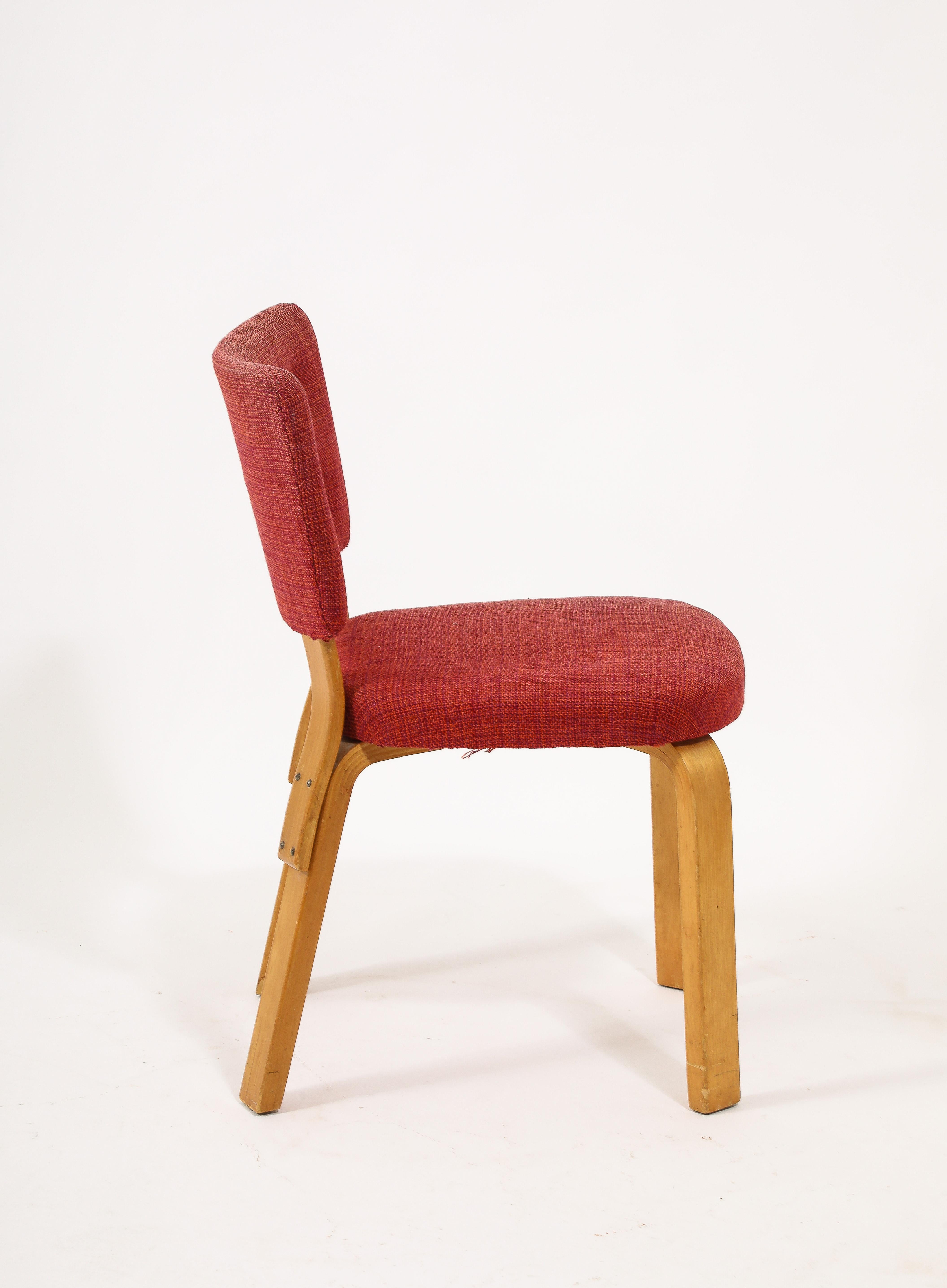 Satz von vier Esszimmerstühlen von Alvar Aalto für Artek, Finnland 1940er Jahre im Angebot 2