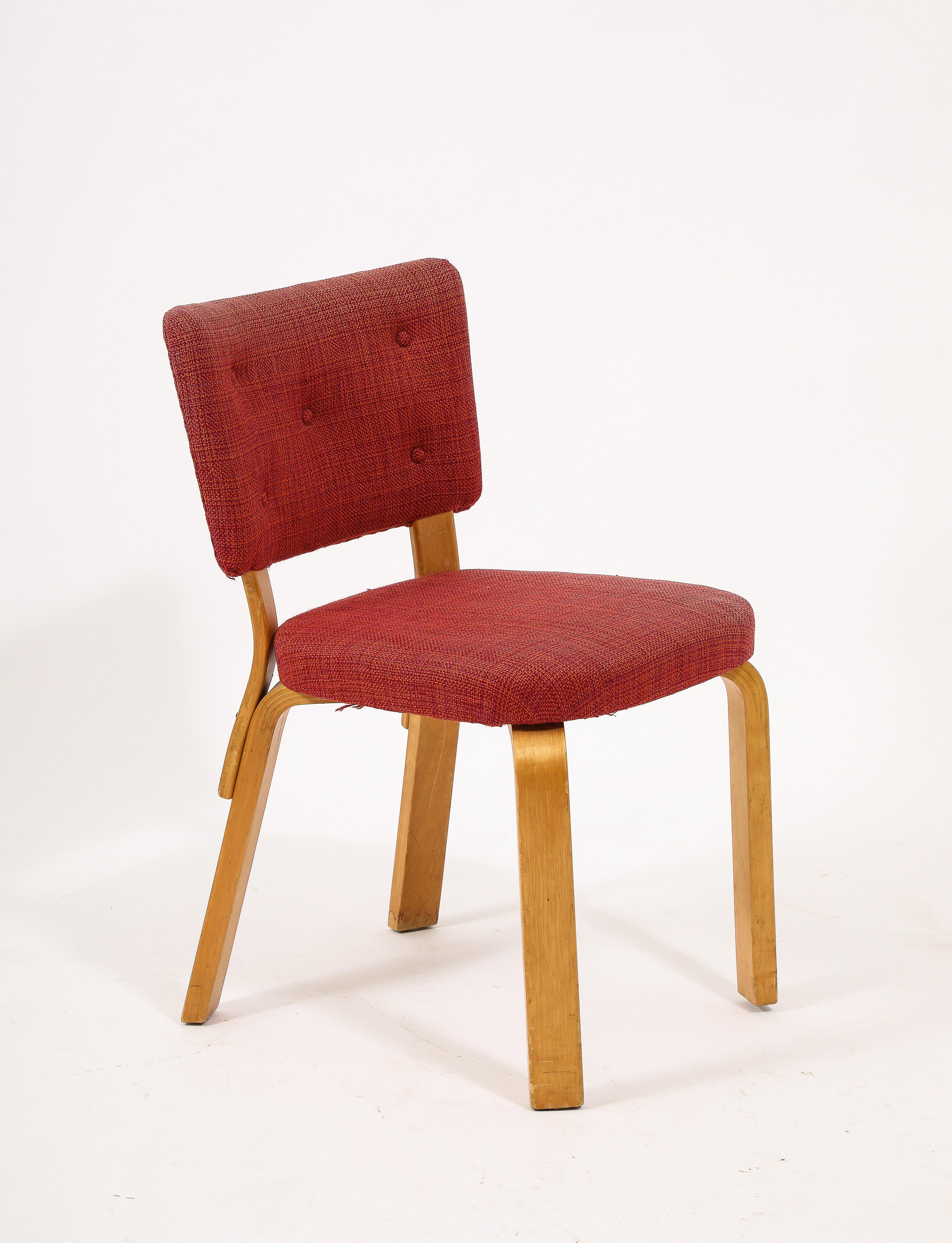 Satz von vier Esszimmerstühlen von Alvar Aalto für Artek, Finnland 1940er Jahre im Angebot 3