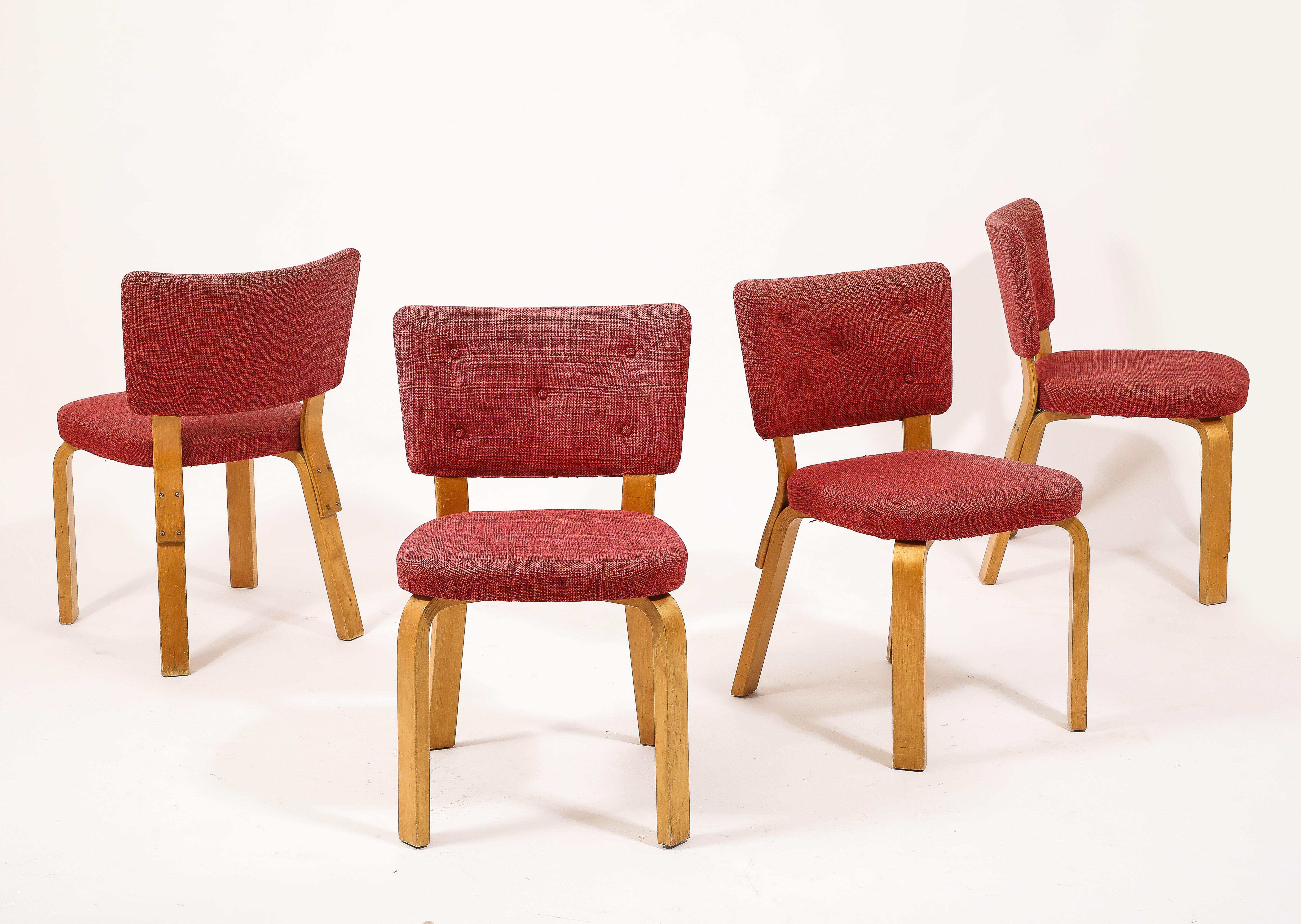 Satz von vier Esszimmerstühlen von Alvar Aalto für Artek, Finnland 1940er Jahre im Angebot 4