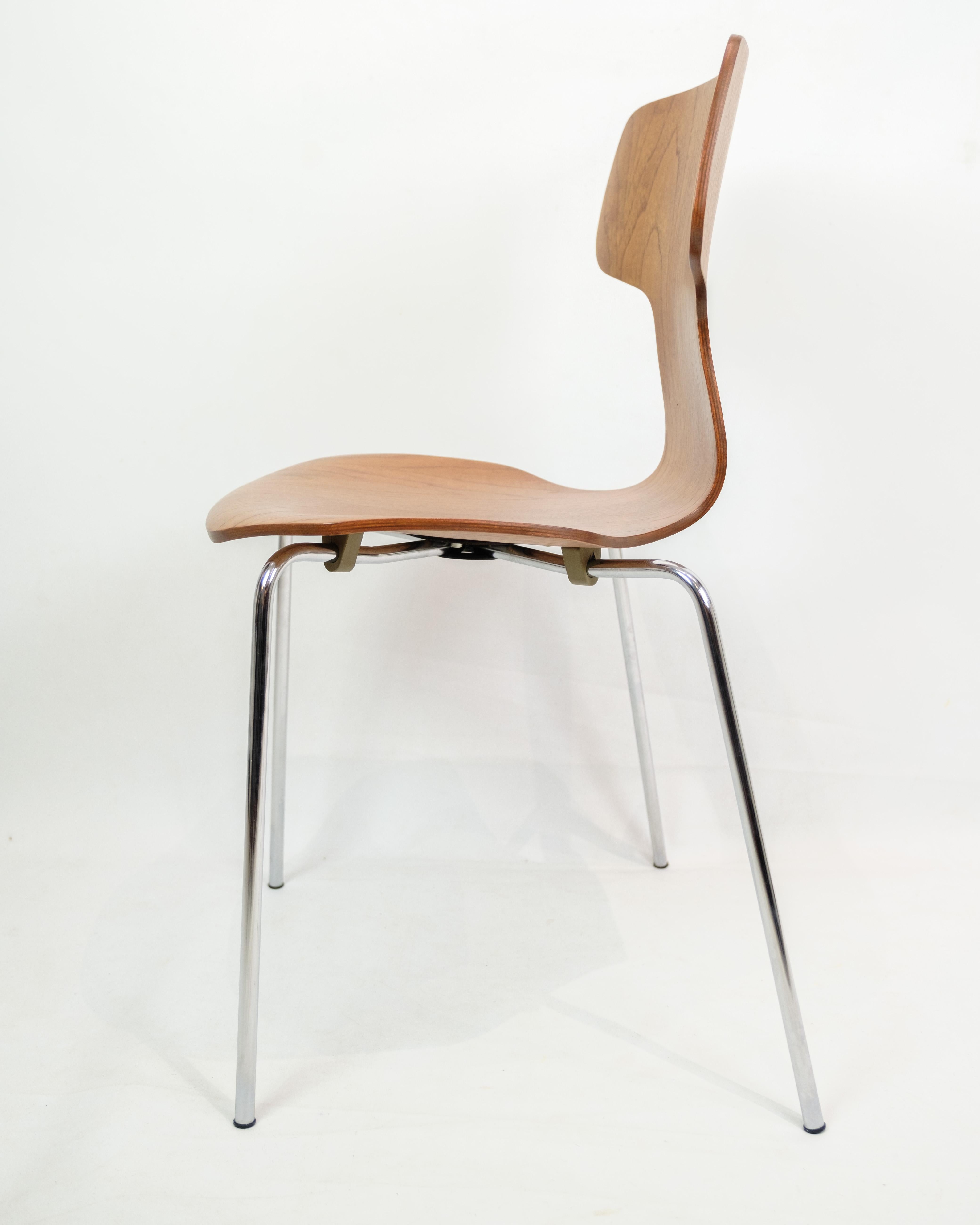 Set of four dining T chairs In Teak, Designed By Arne Jacobsen From 1960s For Sale 6