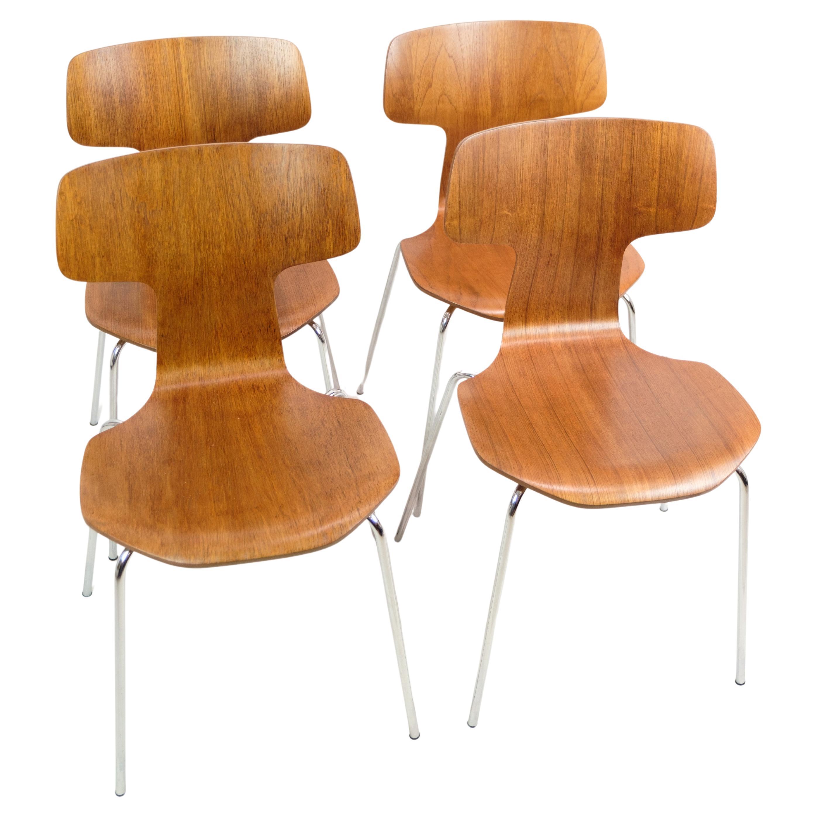 Satz von vier T-Stühlen aus Teakholz, entworfen von Arne Jacobsen aus den 1960er Jahren im Angebot