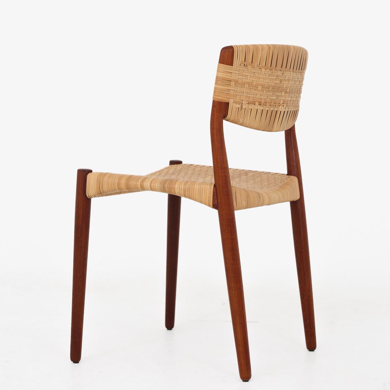 Scandinave moderne Ensemble de quatre fauteuils de salle à manger par Ejner Larsen & Aksel Bender Madsen en vente
