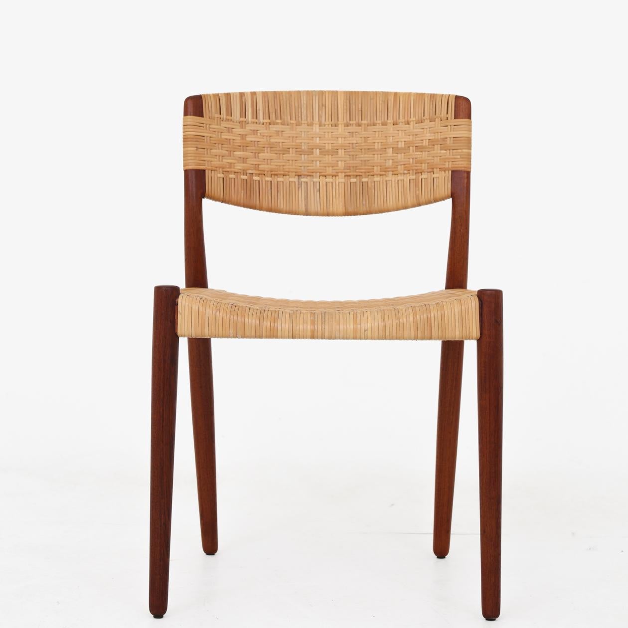 Canne Ensemble de quatre fauteuils de salle à manger par Ejner Larsen & Aksel Bender Madsen en vente