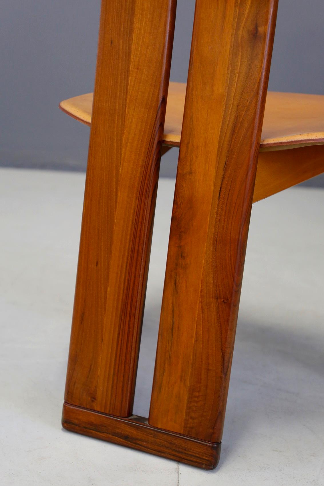 Set of Four Dinning Chair by Sapporo for Mobil Girgi in Wood and Leather, 1970 2