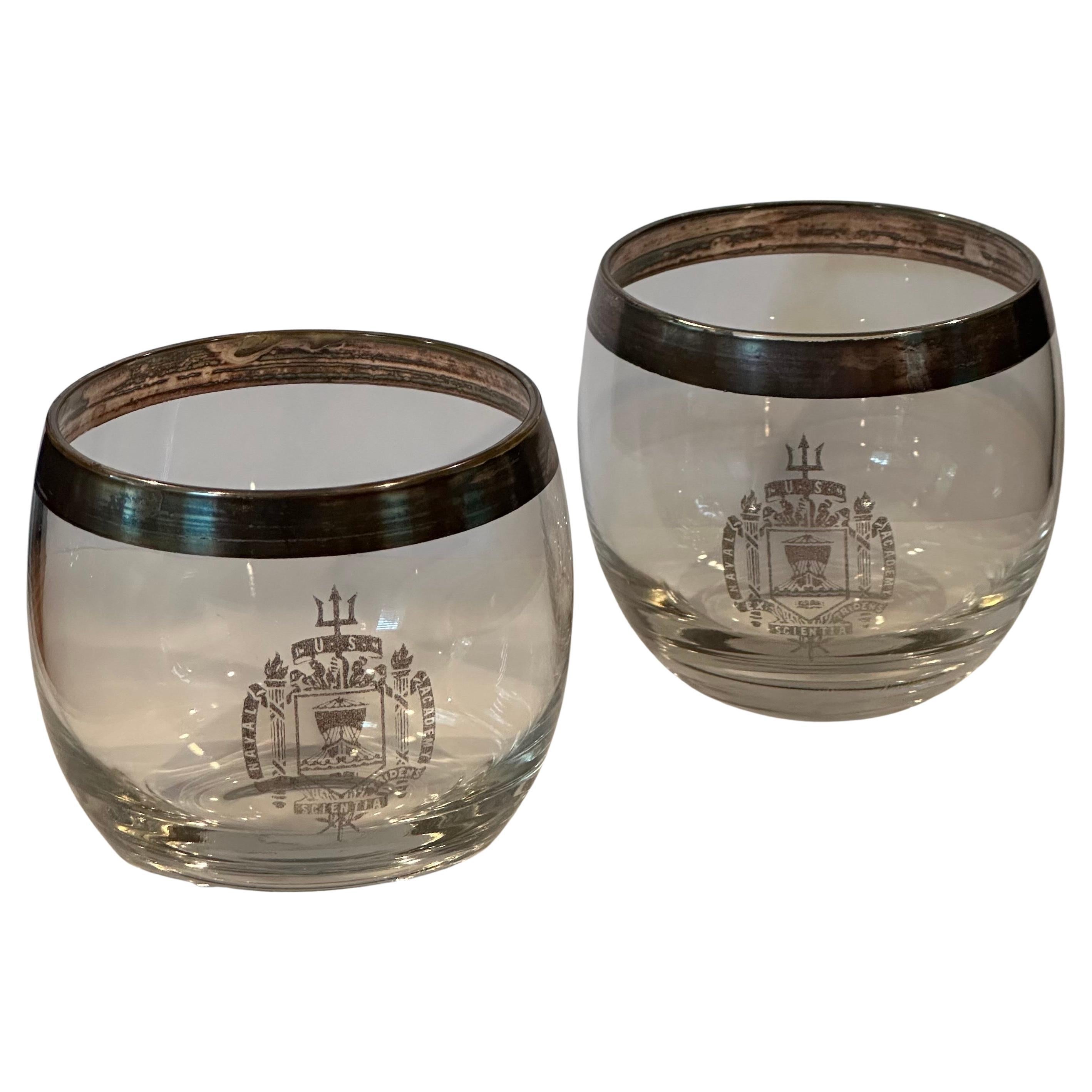 Mid-Century Modern Set of Four Dorothy Thorpe Silver Band Roly Poly Glasses with Naval Academy Seal For Sale