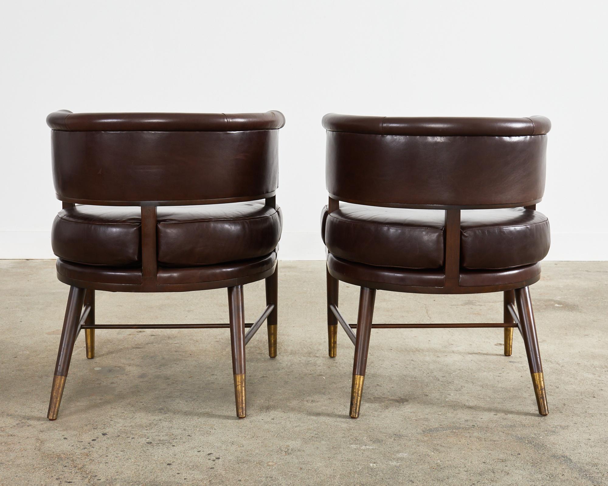 Satz von vier Dunbar Style Leder Barrel Back Lounge Chairs 12