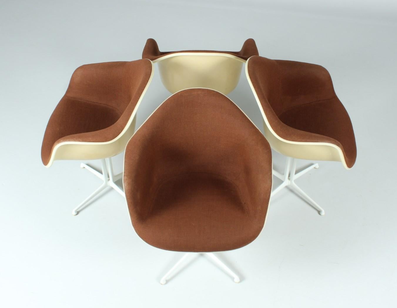Late 20th Century Set of four Eames Chairs, original Mid Century, Herman Miller
