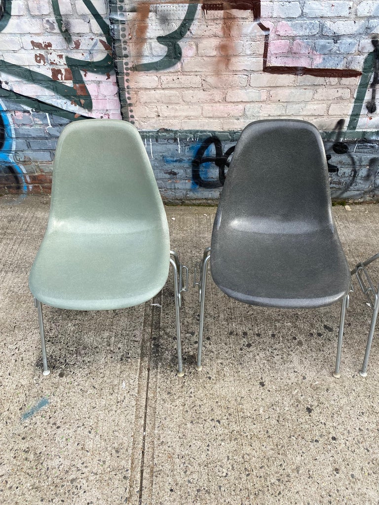 Mid-Century Modern Set of Four Eames DSS Stacking Dining Chairs by Herman Miller For Sale