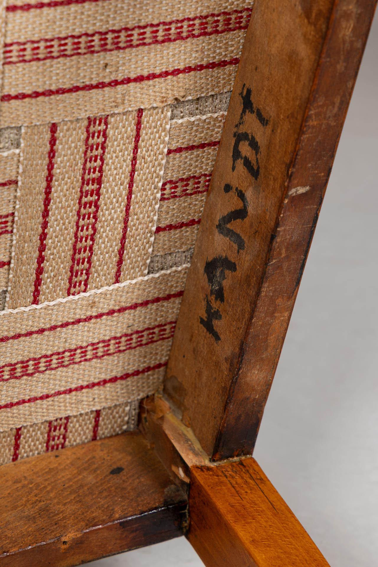 Ensemble de quatre chaises Biedermeier du début du 19e siècle en vente 9